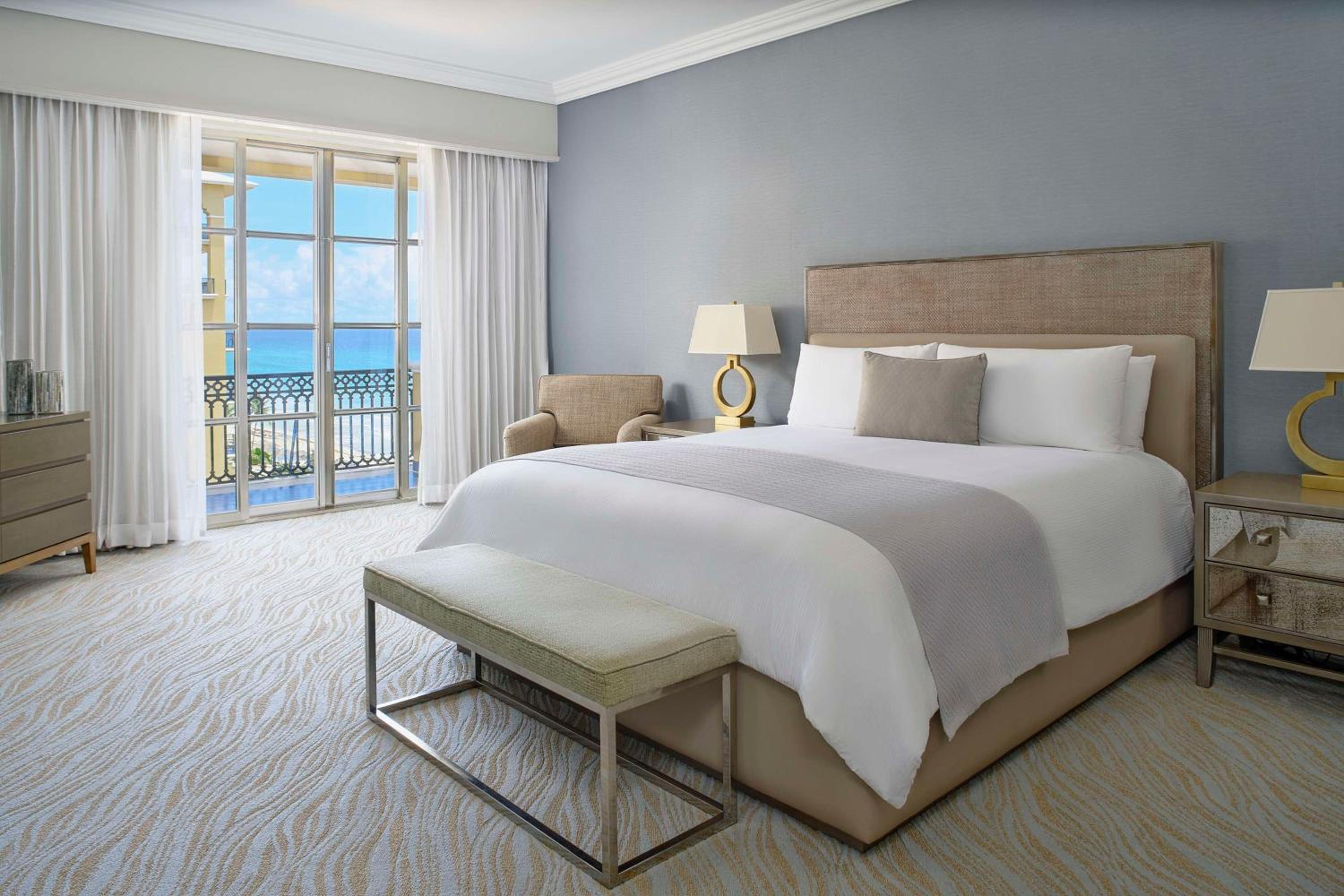 Club Seaside Suite