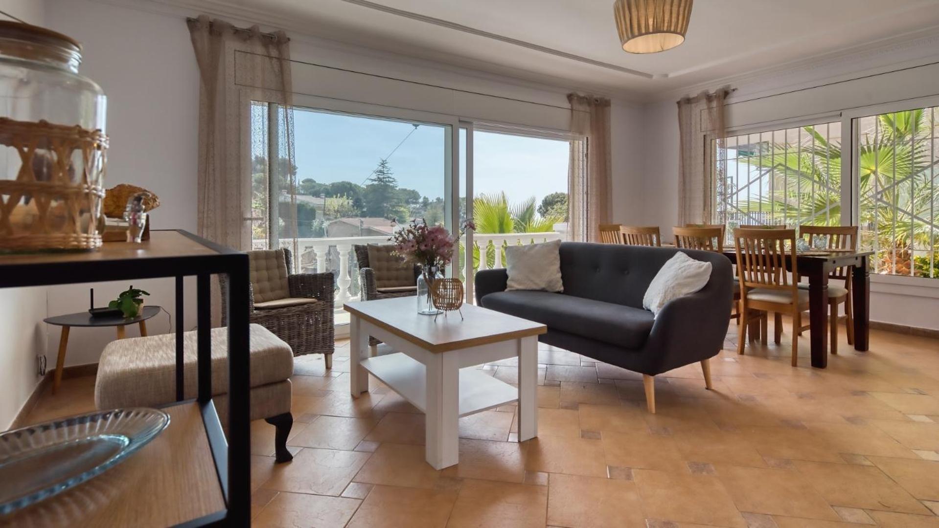 Villa con Vista al Mar