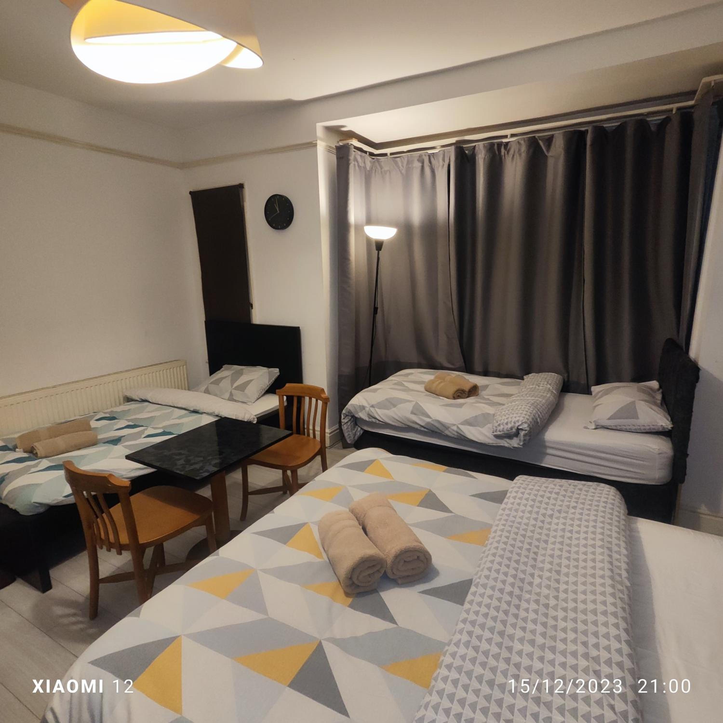 Triple Room with Shared Bathroom photo 3