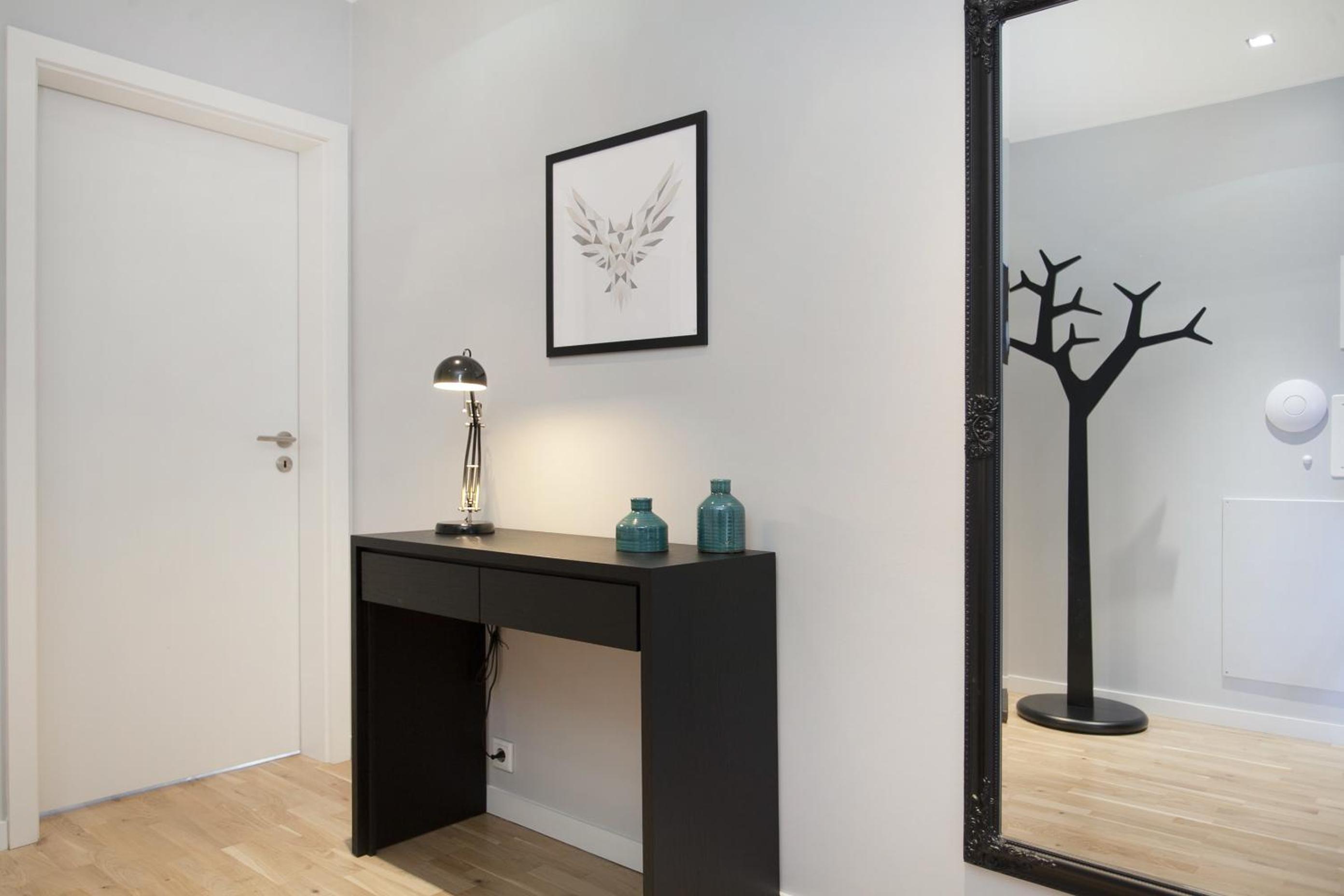 Two-Bedroom Apartment with Balcony - Photo 13