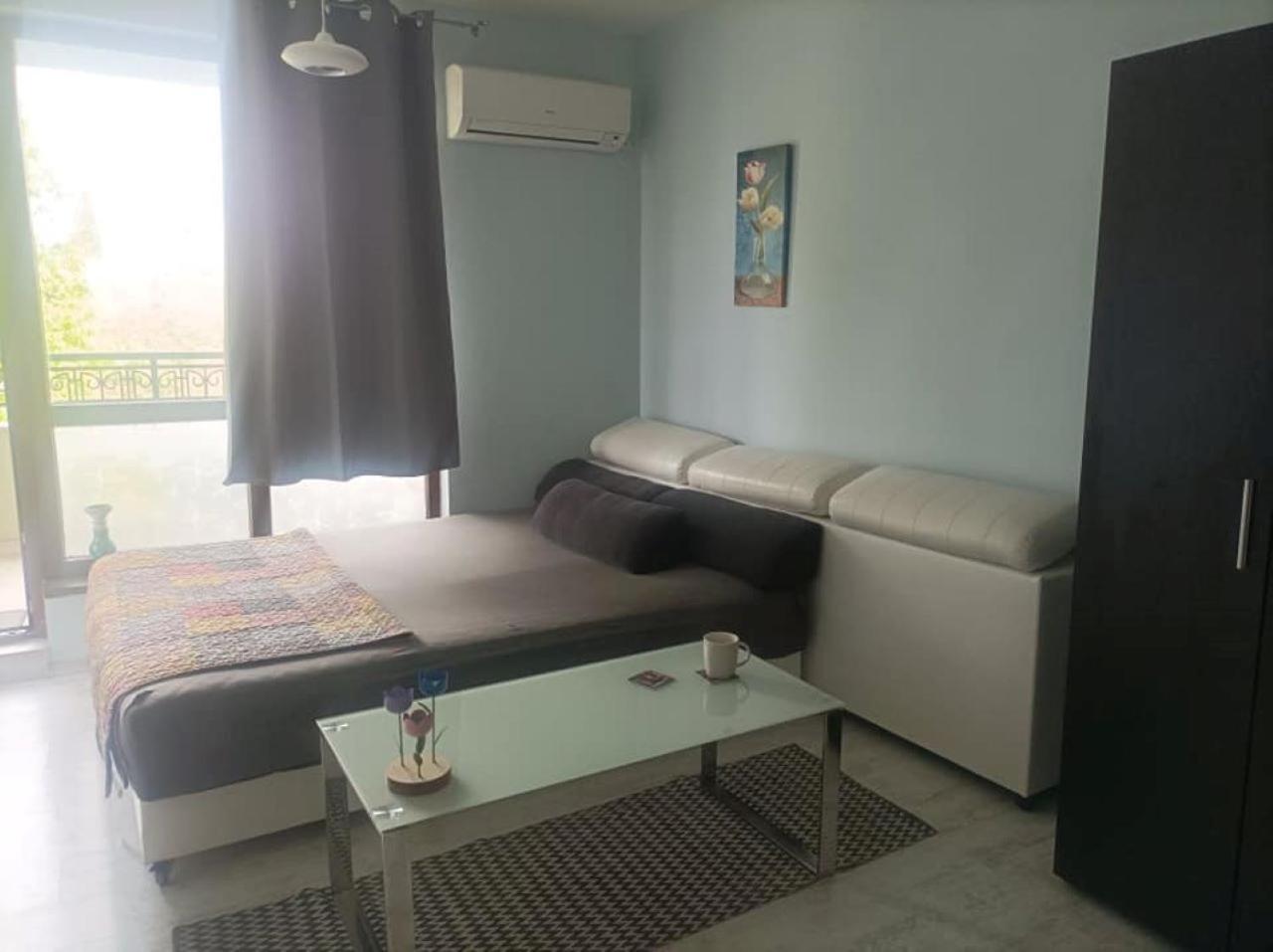 Apartment with Terrace - Photo 1