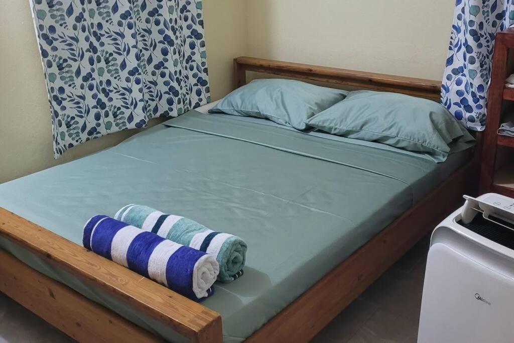 One-Bedroom House photo 1