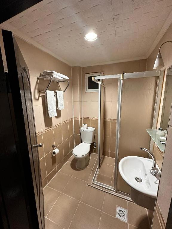 Standard Twin Room photo 2