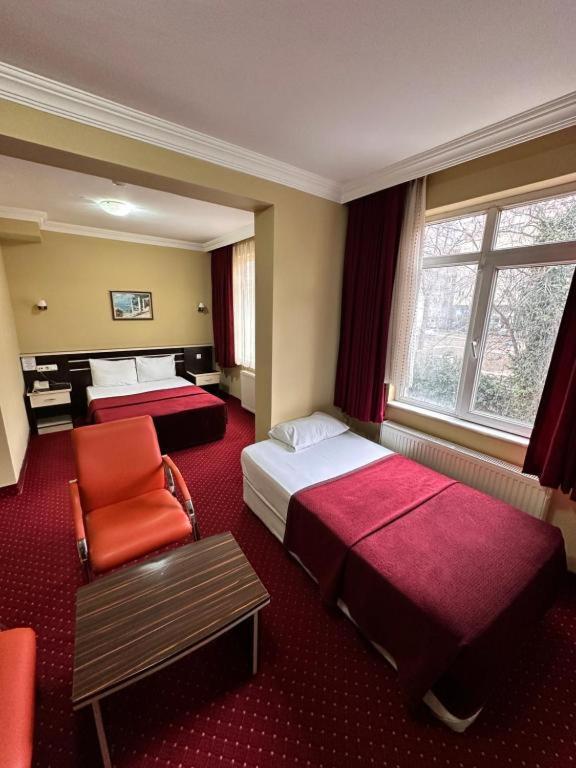 Standard Twin Room photo 1