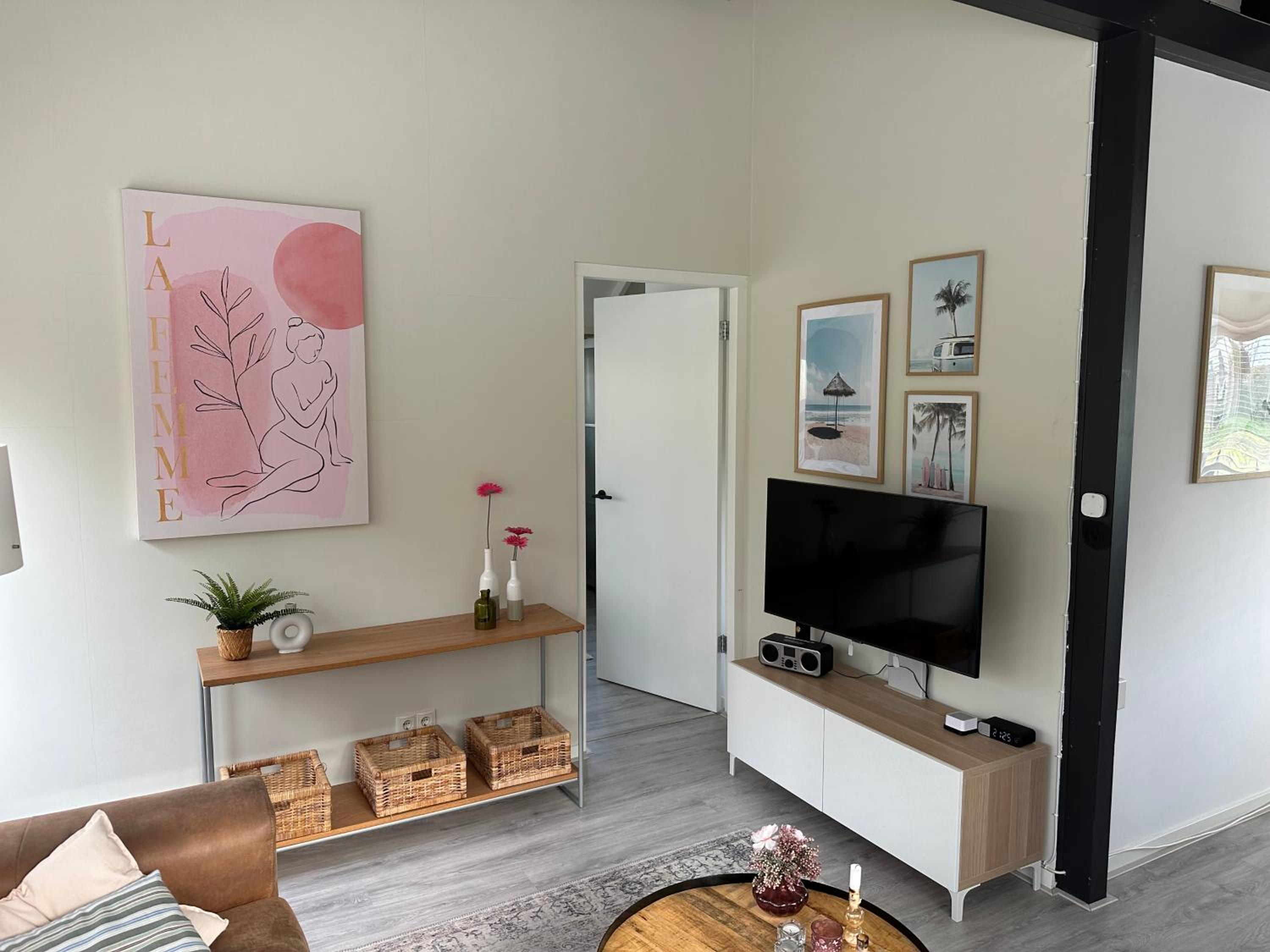 Two-Bedroom House photo 3