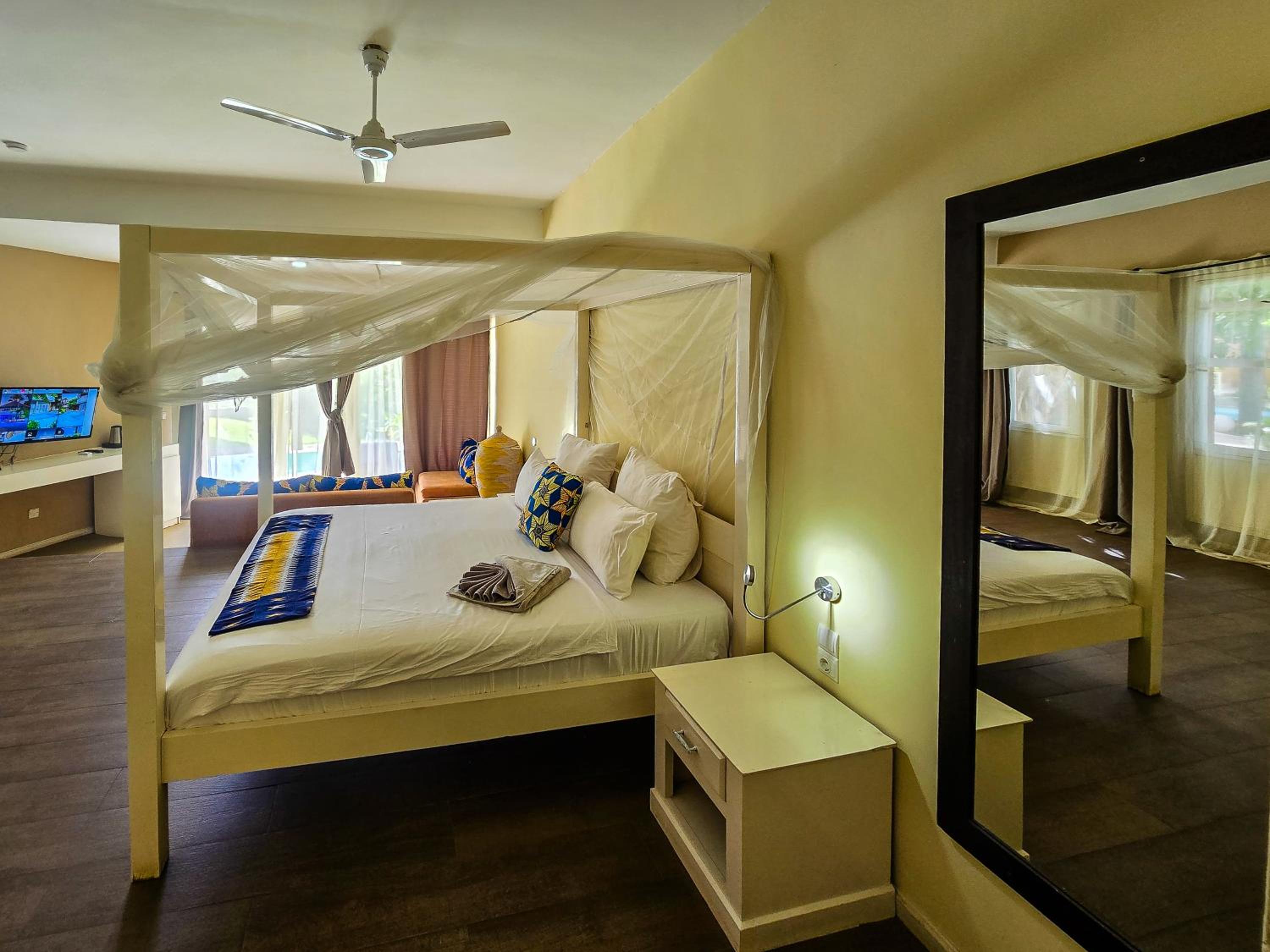 King Room with Pool View
