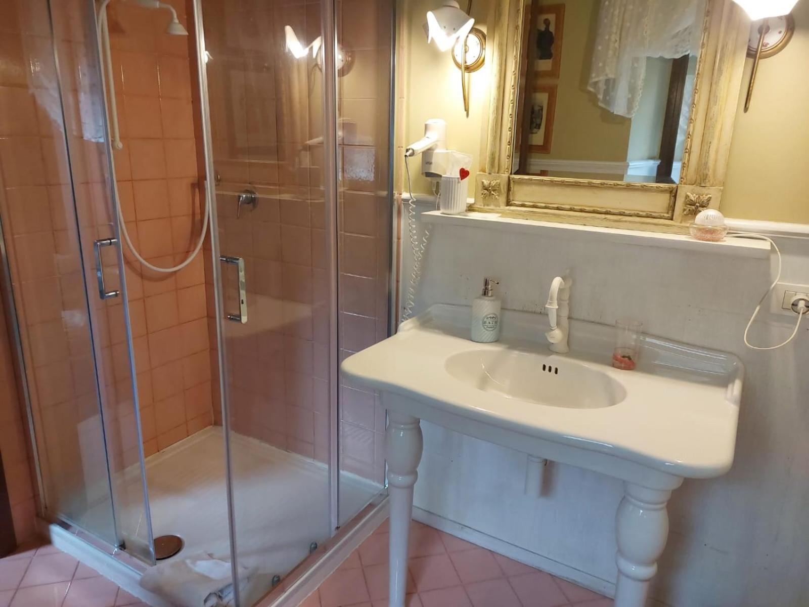 Superior Double Room - Photo 5