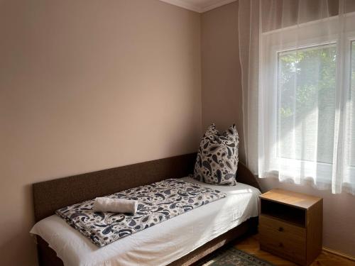 Two-Bedroom Apartment - Photo 5