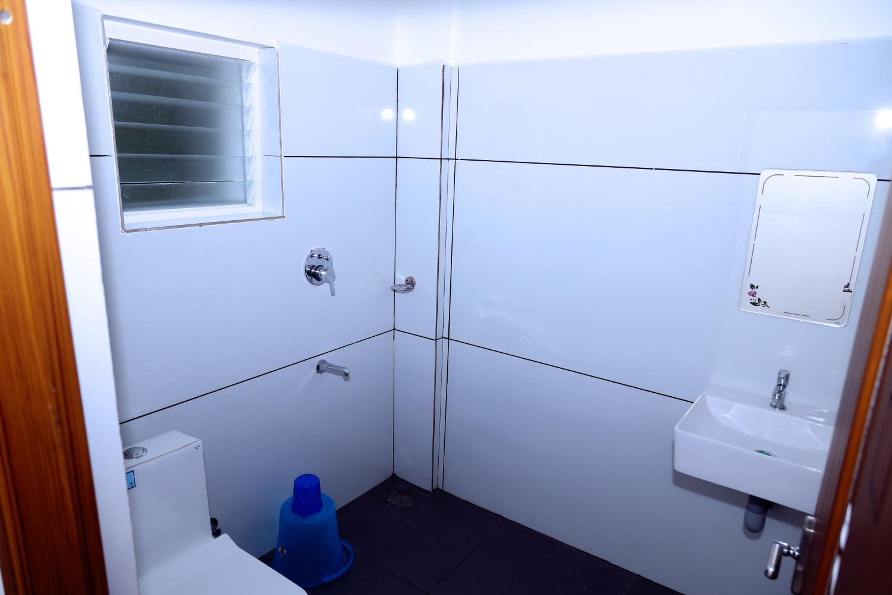 Deluxe King Room photo 2