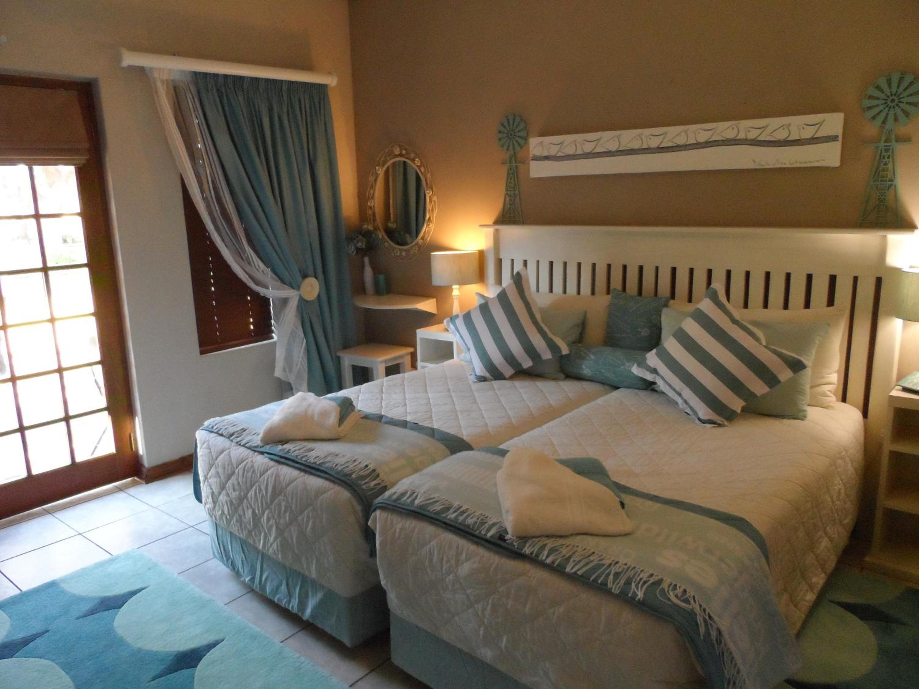 Basic Triple Room photo 2