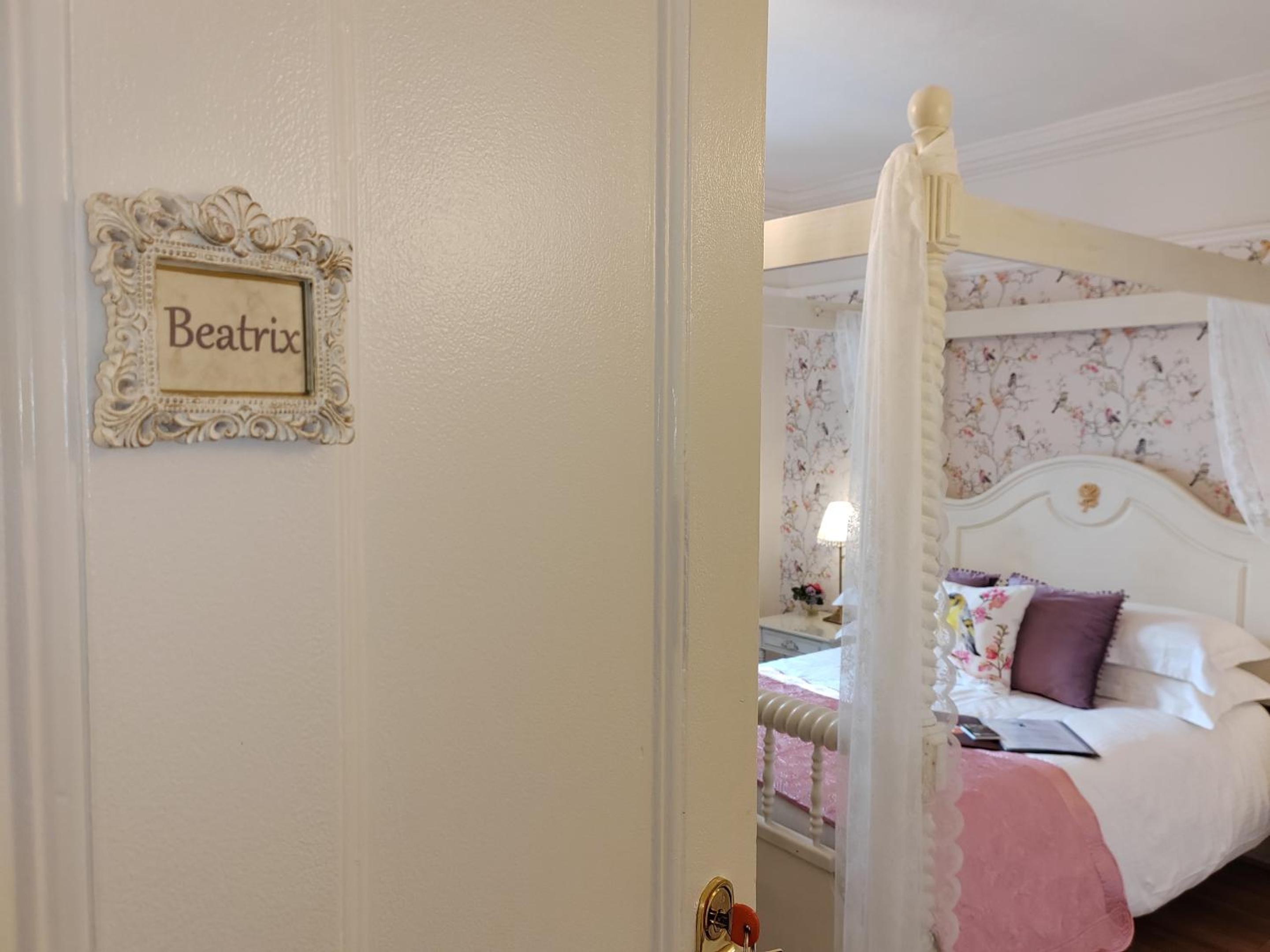 Deluxe Double Room with Shower