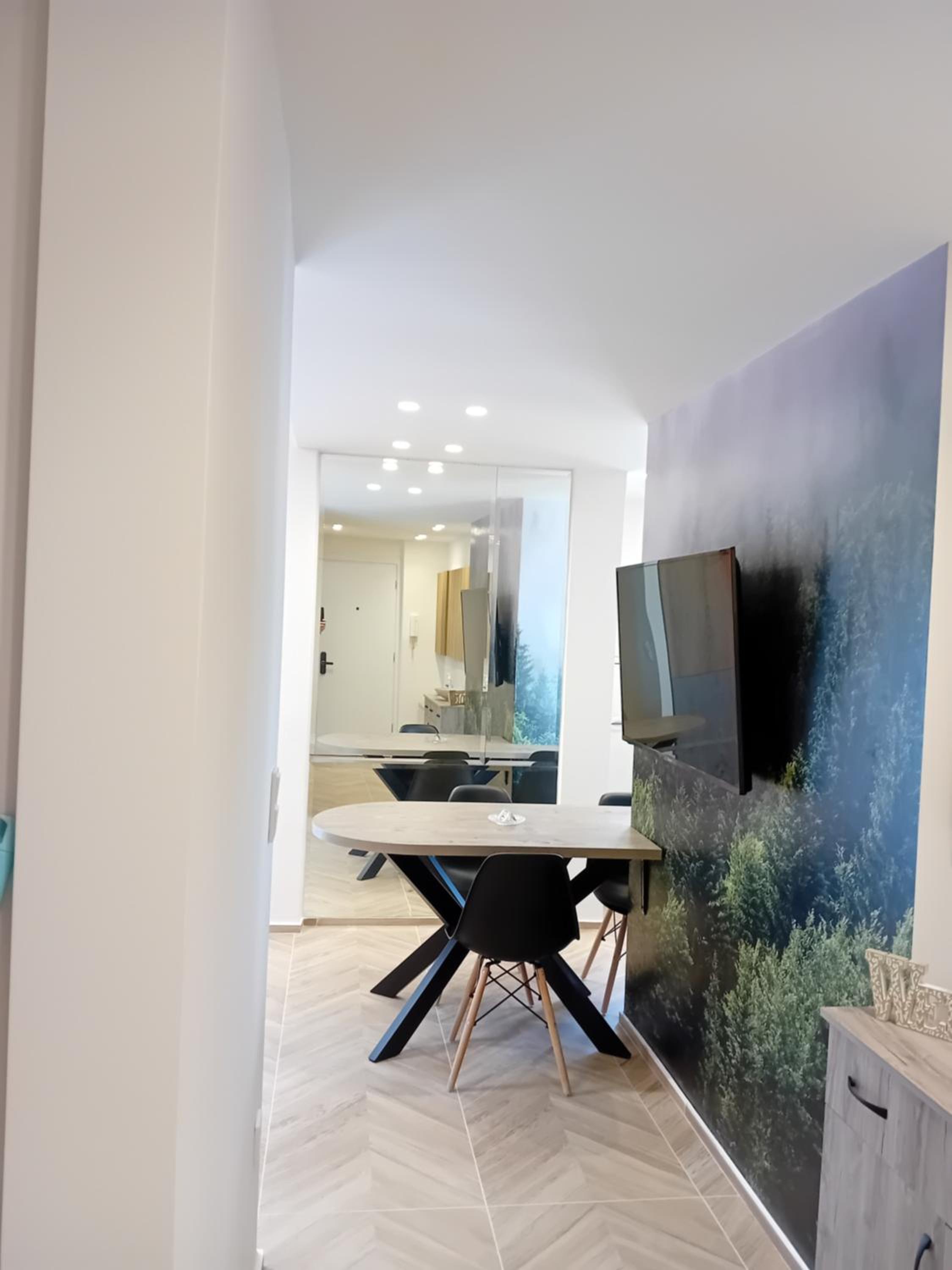 Two-Bedroom Apartment - Photo 5