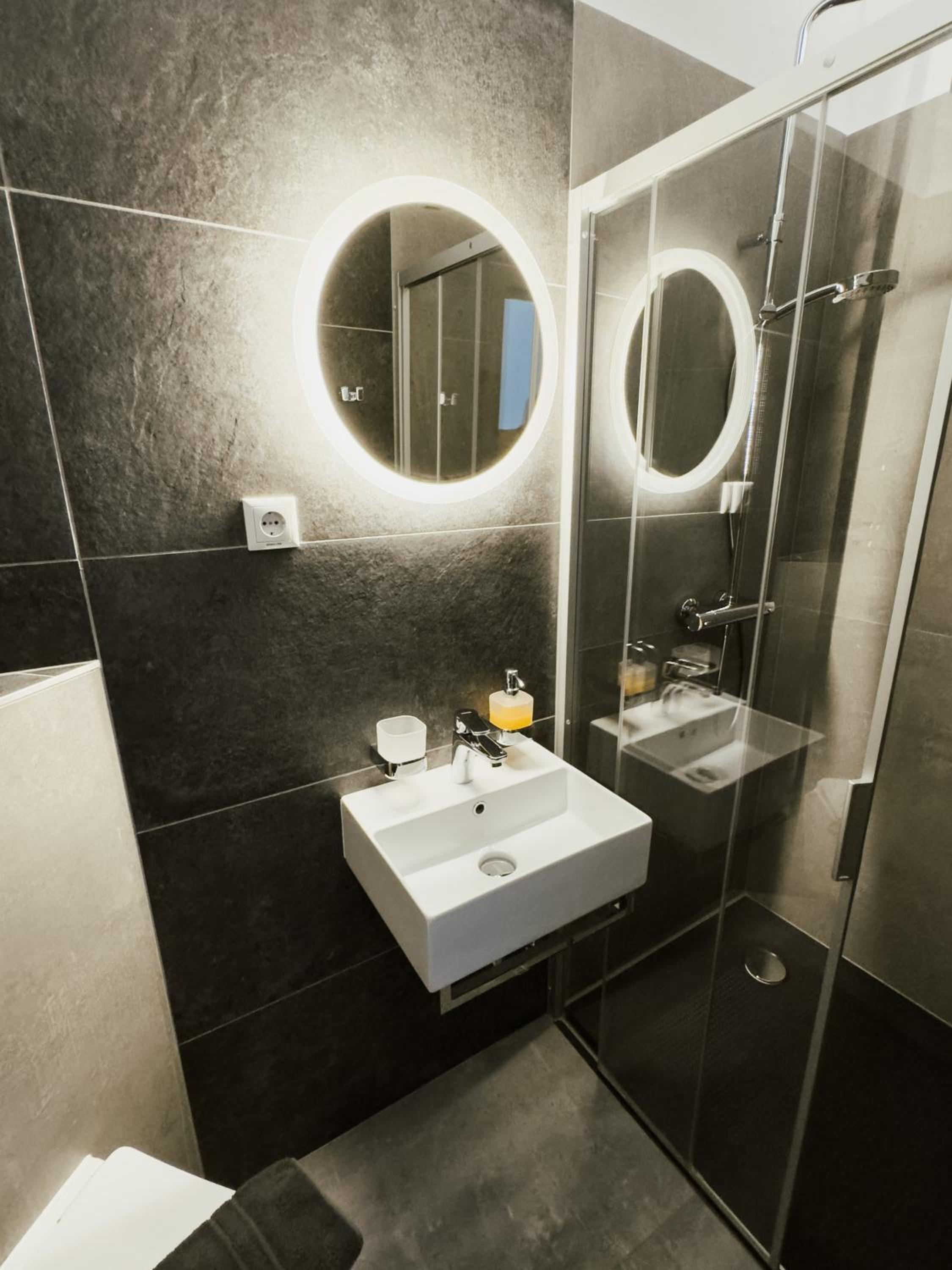 Superior Single Room photo 3