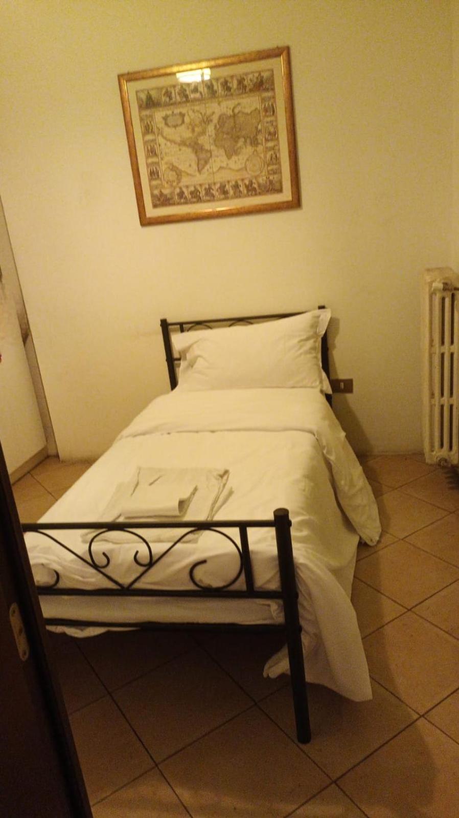 Single Room With Shared Bathroom