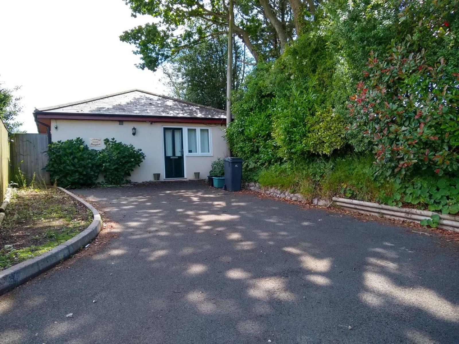 Two-Bedroom Bungalow - Photo 10
