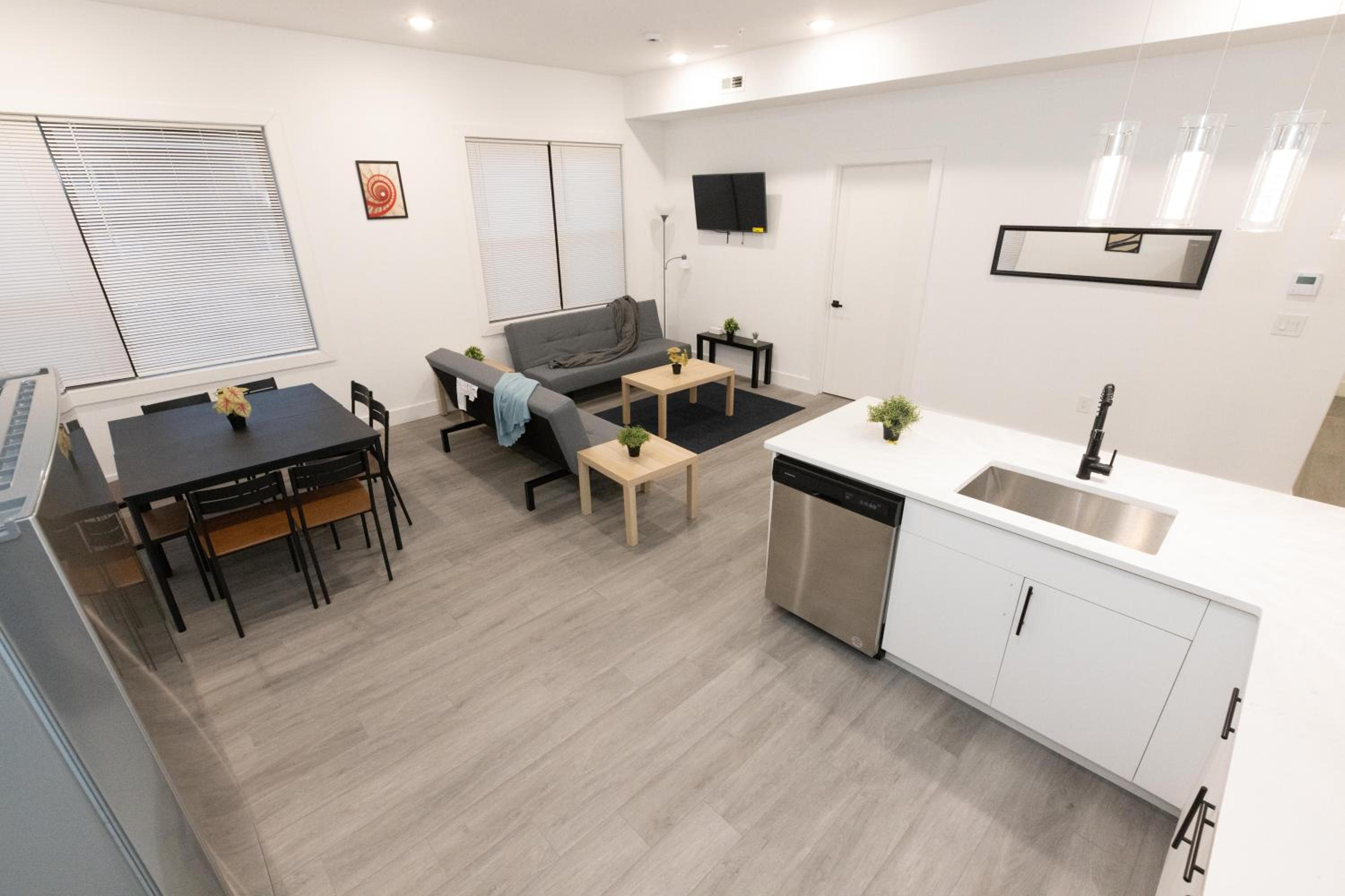 Apartment photo 1