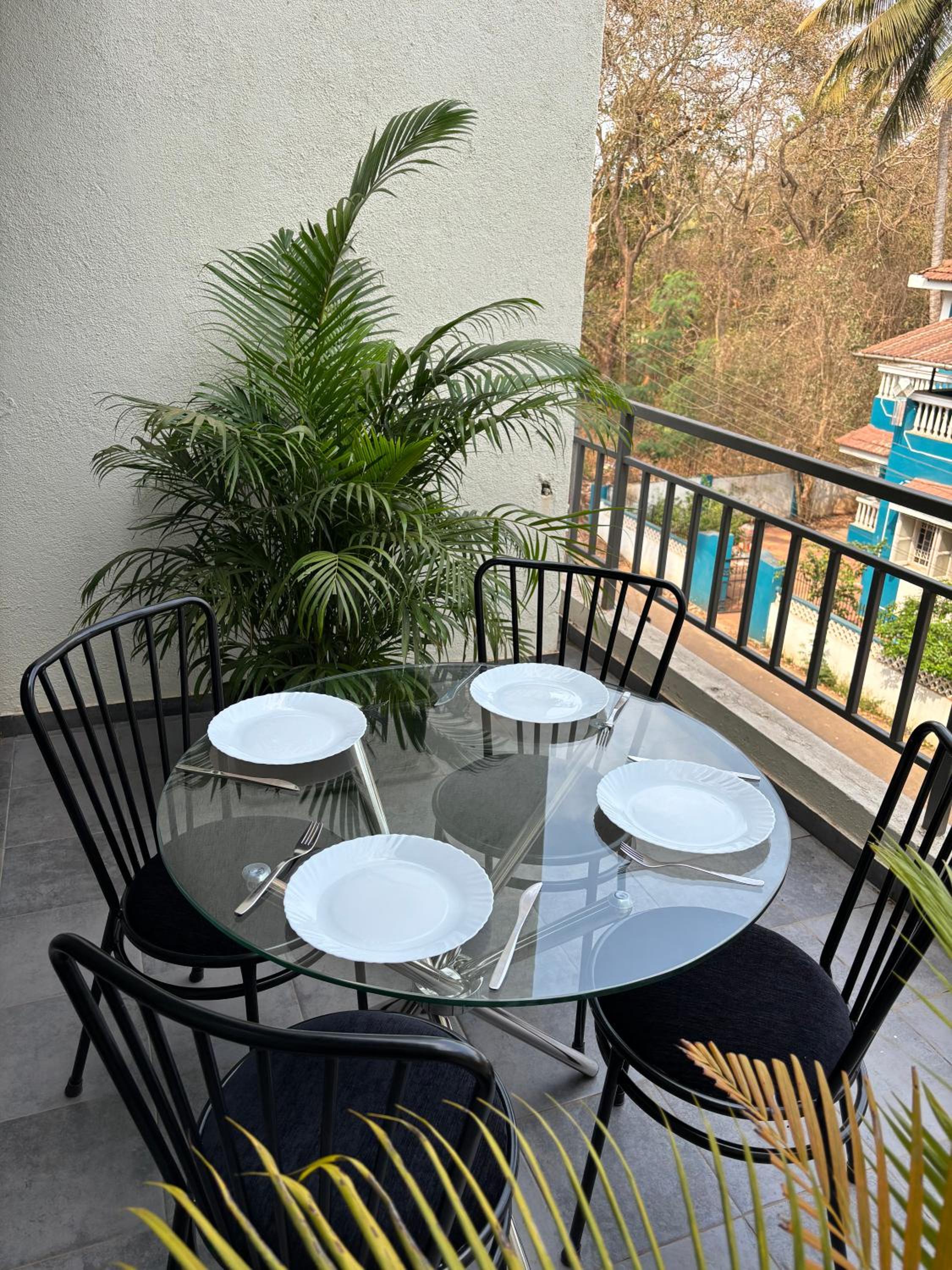 Double Room with Balcony (2 Adults + 1 Child) photo 3