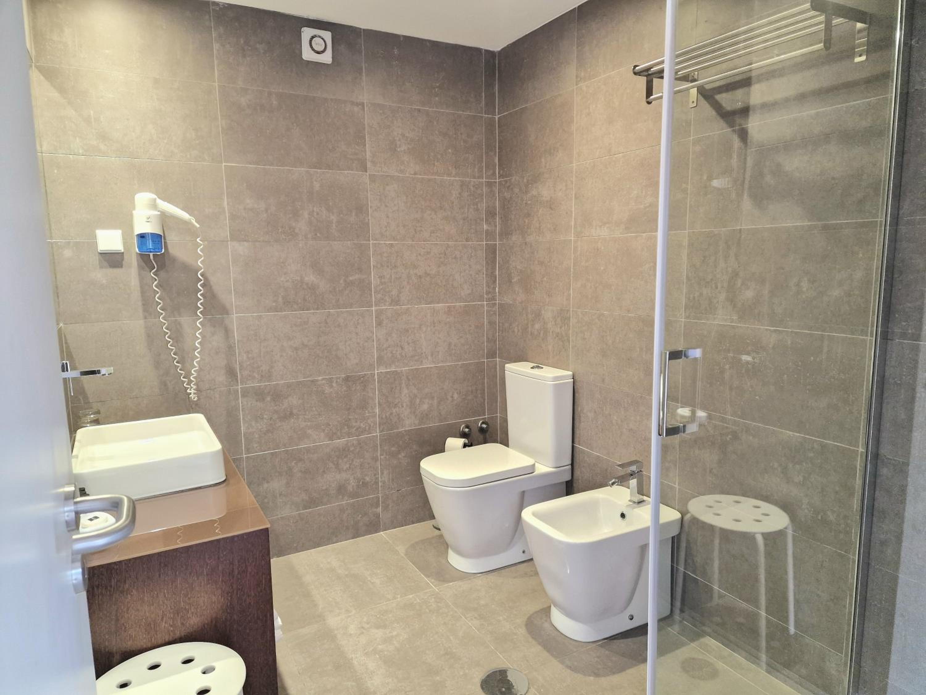 Double Room - Photo 4