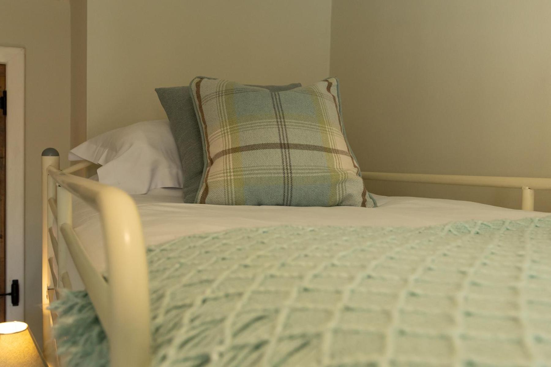 Deluxe Double Room with Bath photo 2