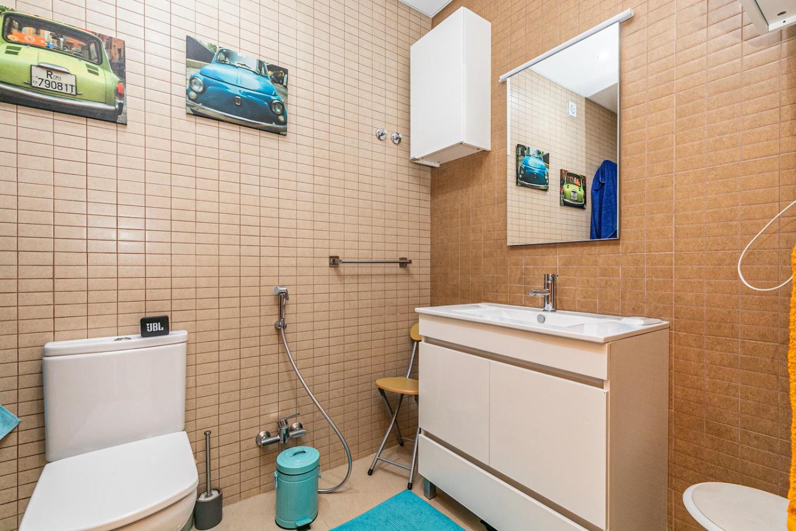 Double or Twin Room with Shared Bathroom photo 2
