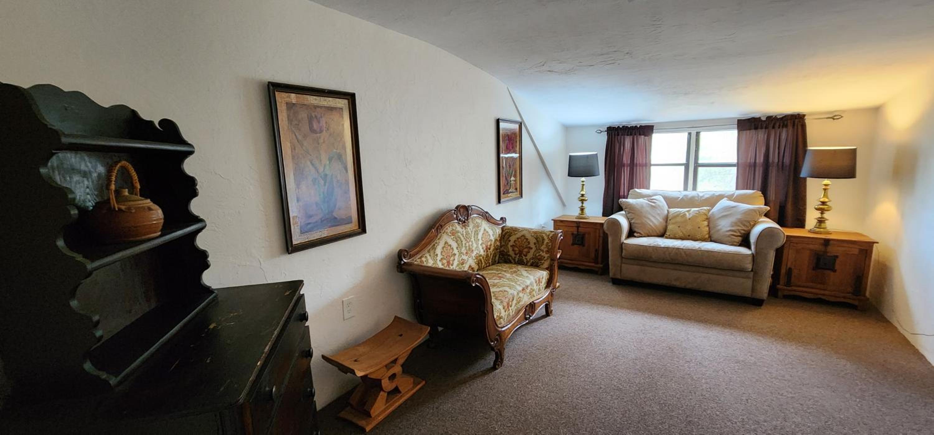Queen Suite - Photo 20