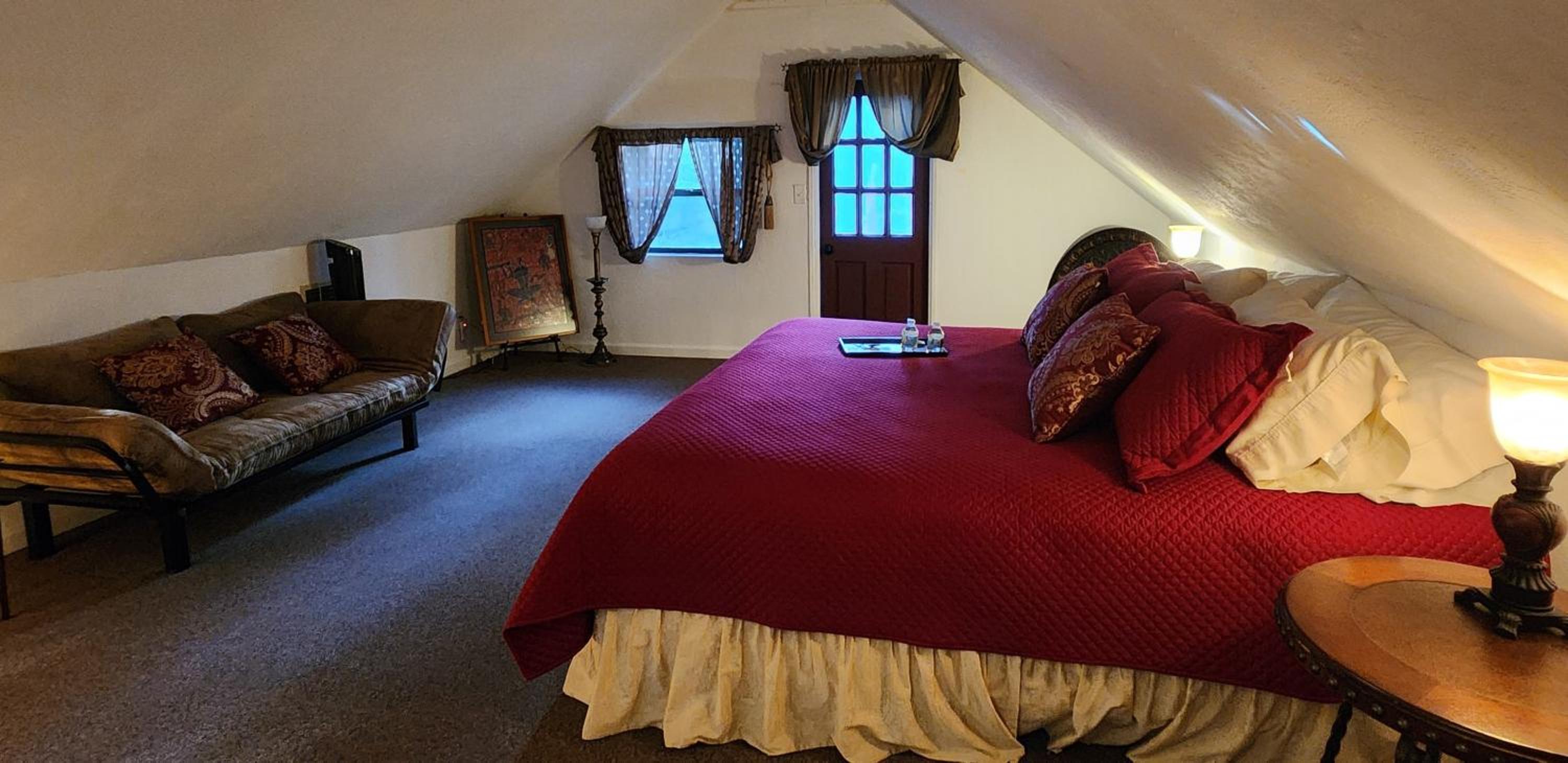 King Room - Photo 13