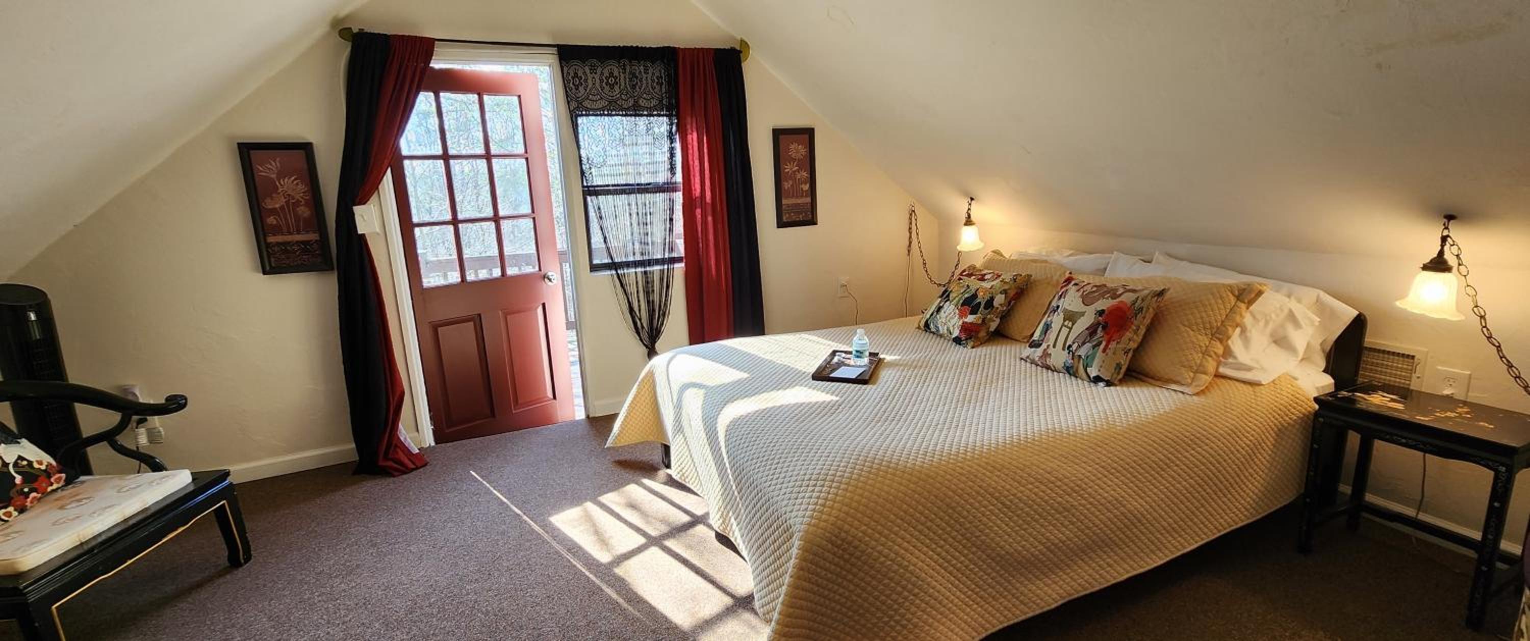 Queen Room - Photo 1