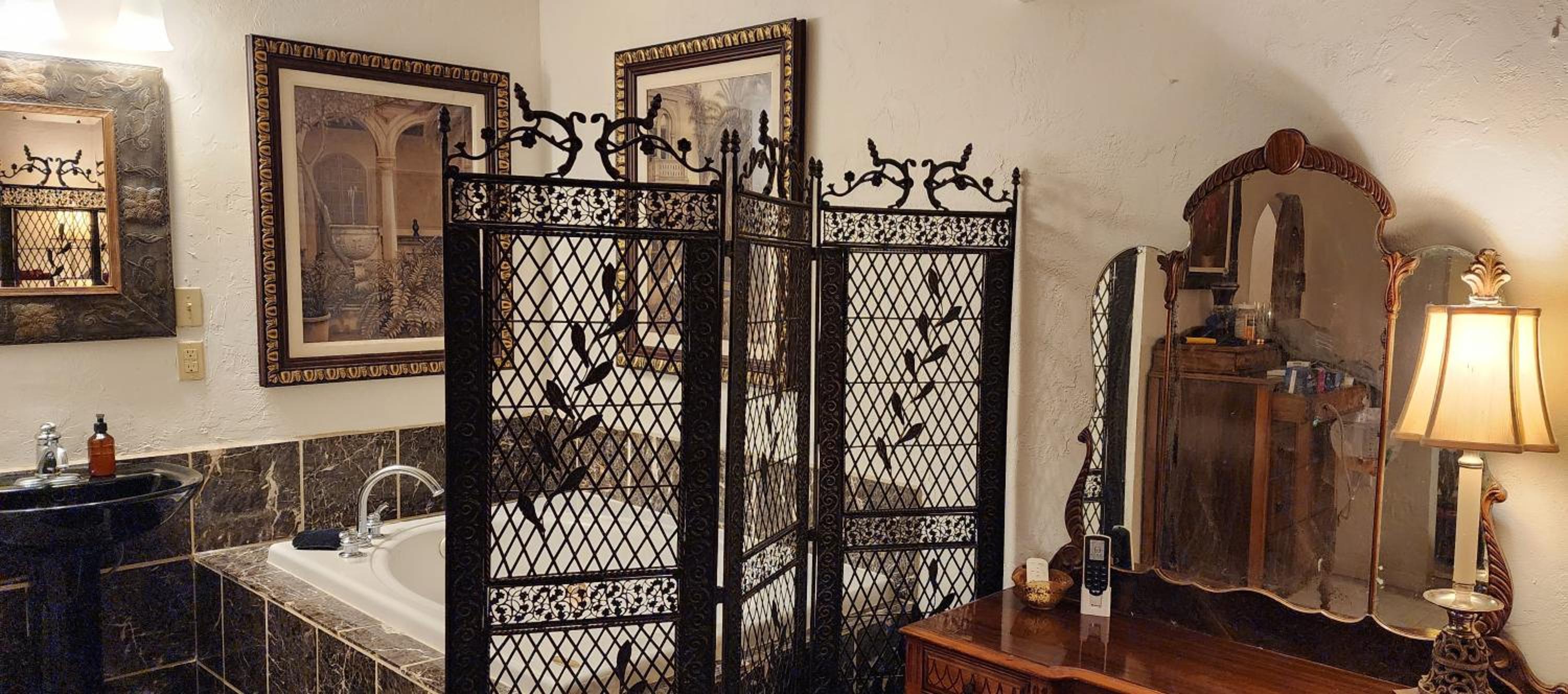 Family Suite - Photo 9
