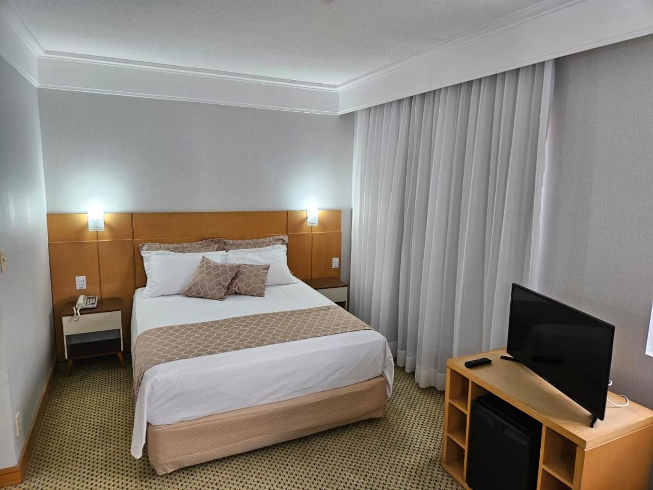 Deluxe Queen Room photo 1