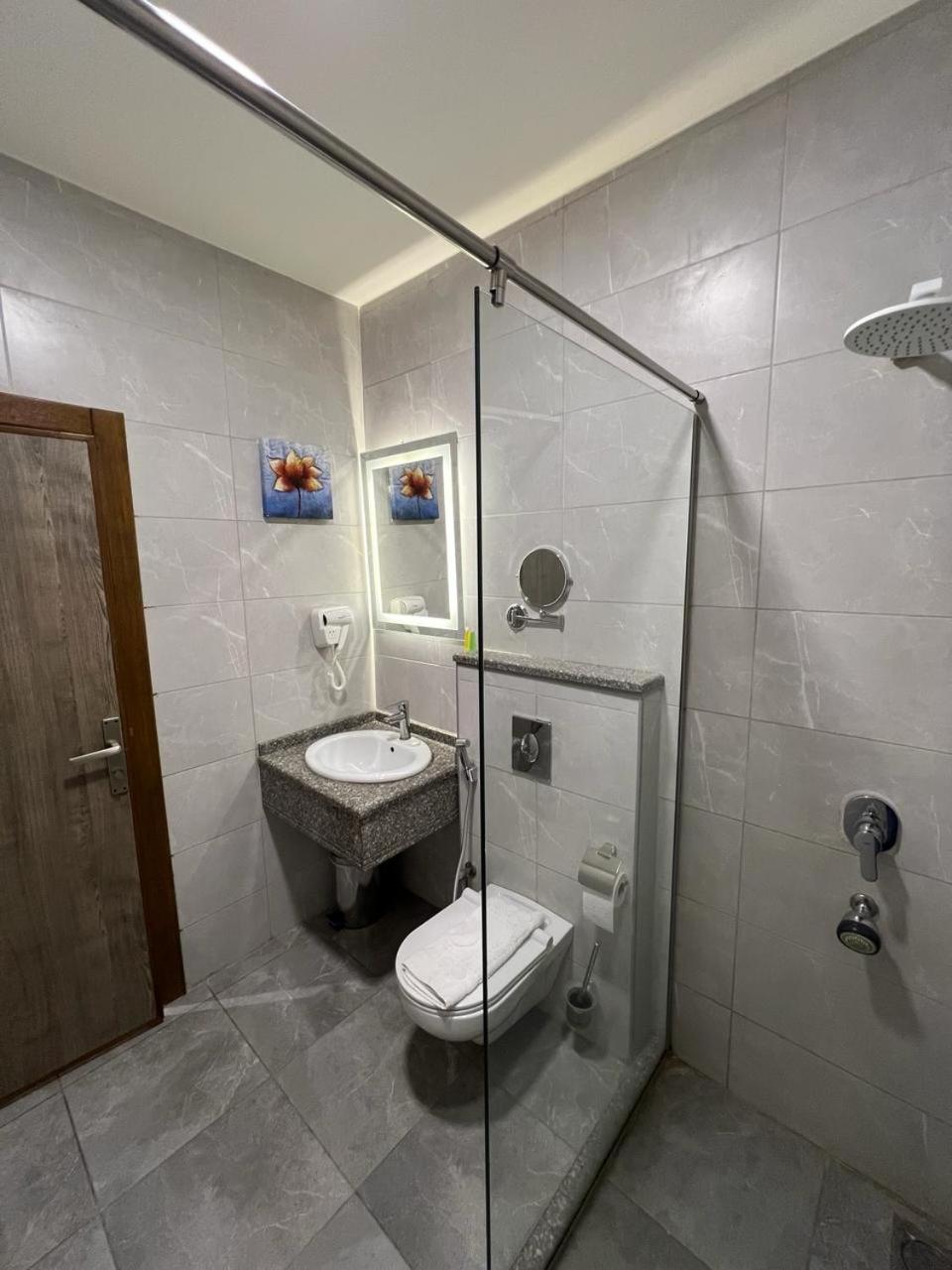 Standard Double Room photo 3