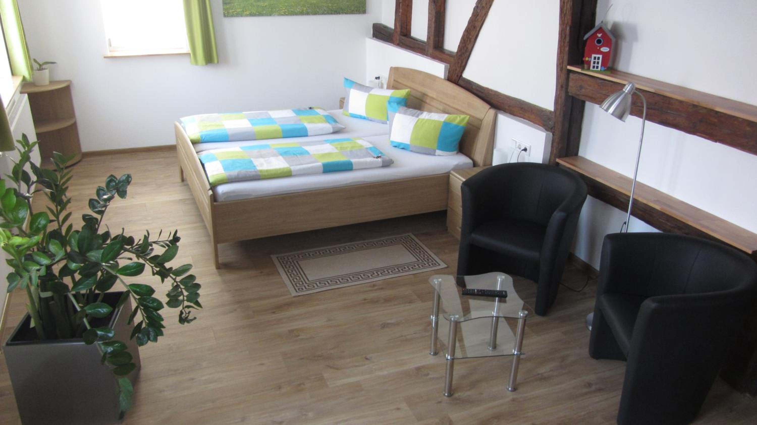 Standard Double Room - Photo 11
