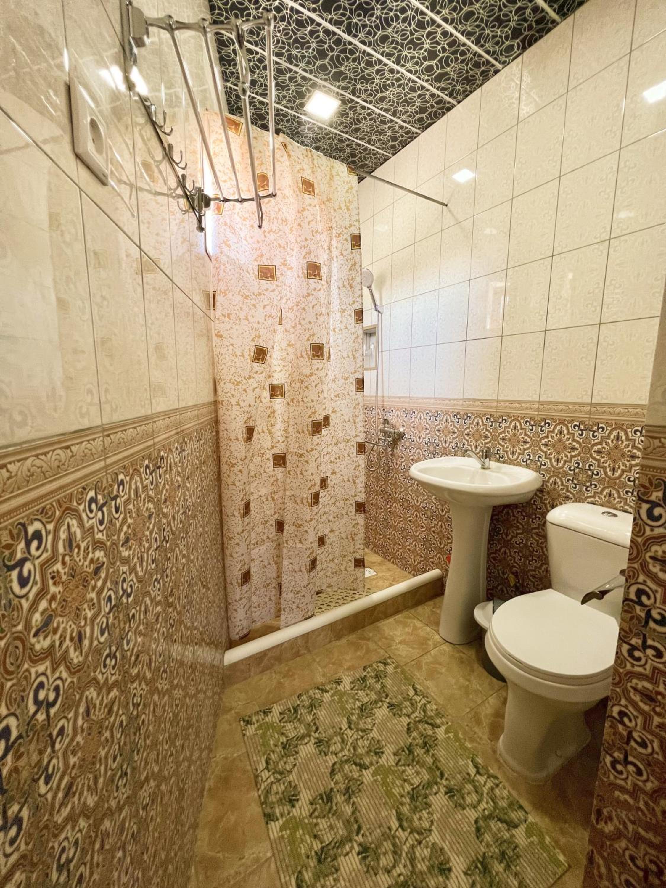 Single Room With Bathroom photo 3