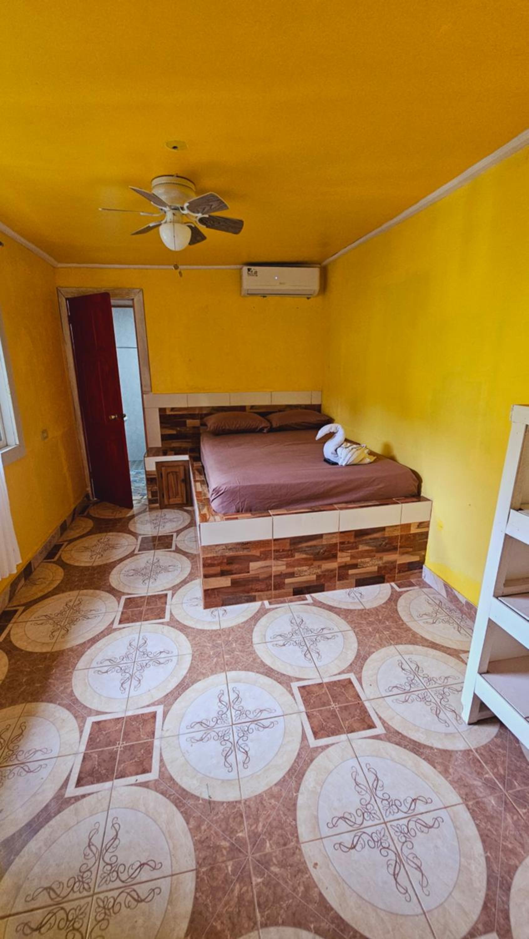 Comfort Triple Room with Shower photo 2