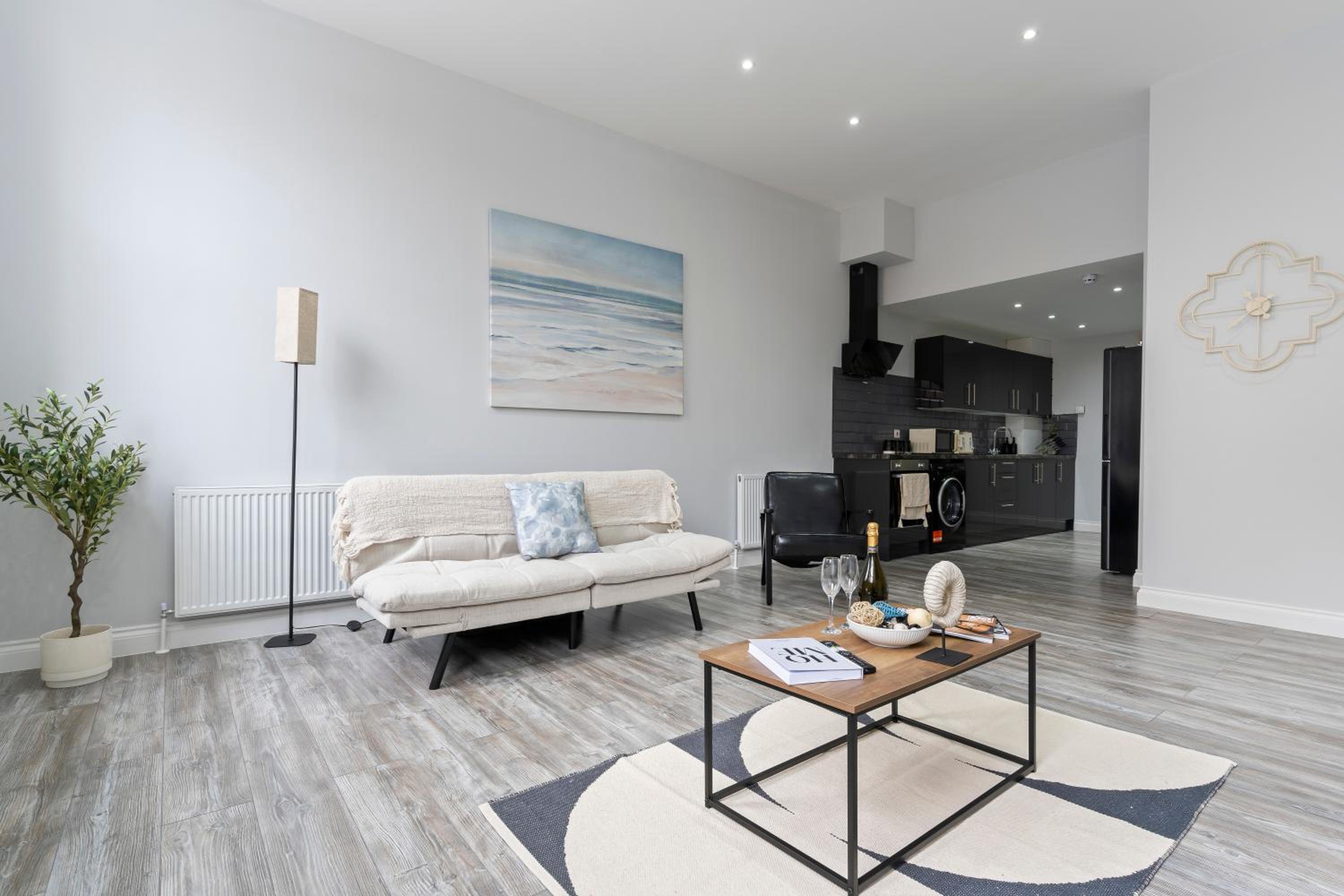One-Bedroom Apartment