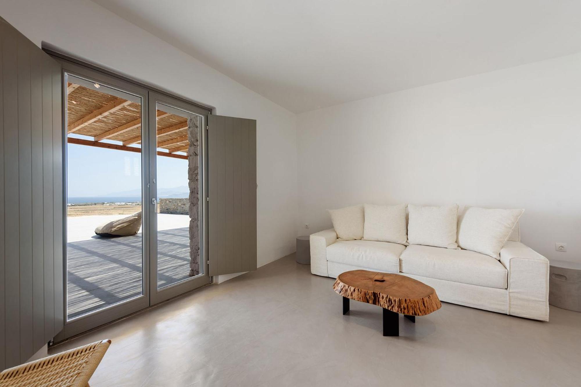 Four-Bedroom House photo 1