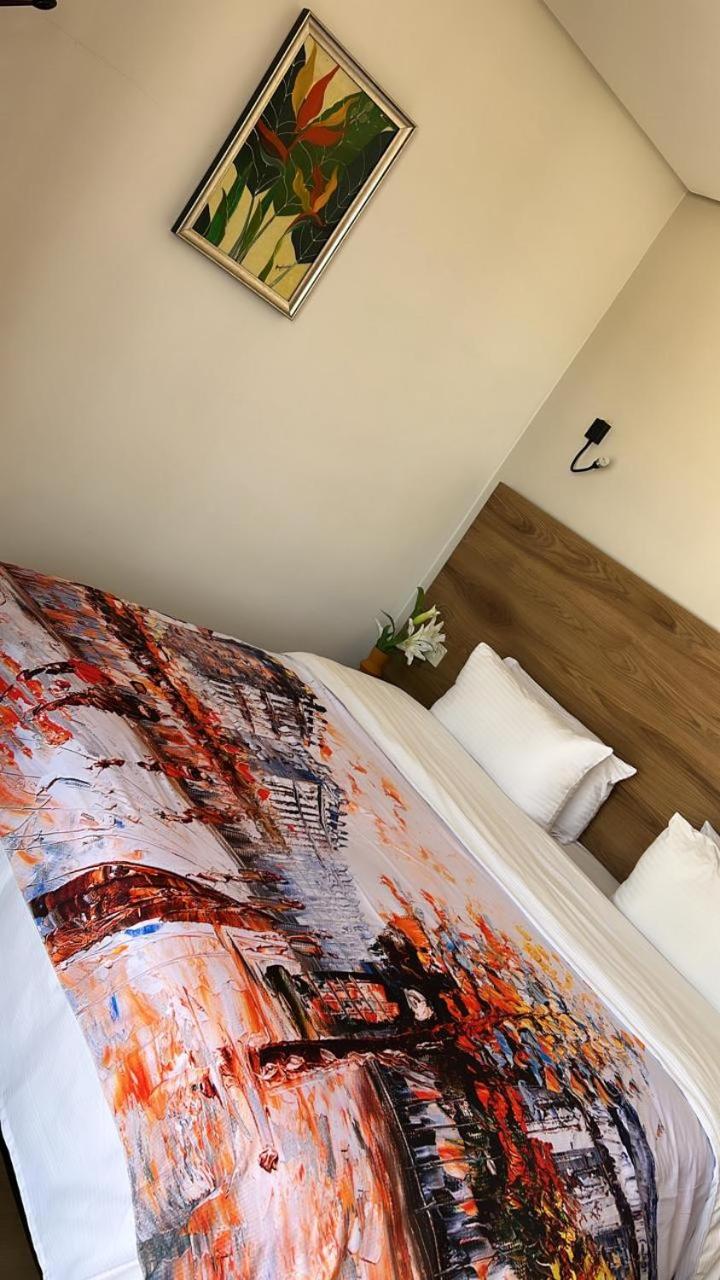 Double or Twin Room photo 3