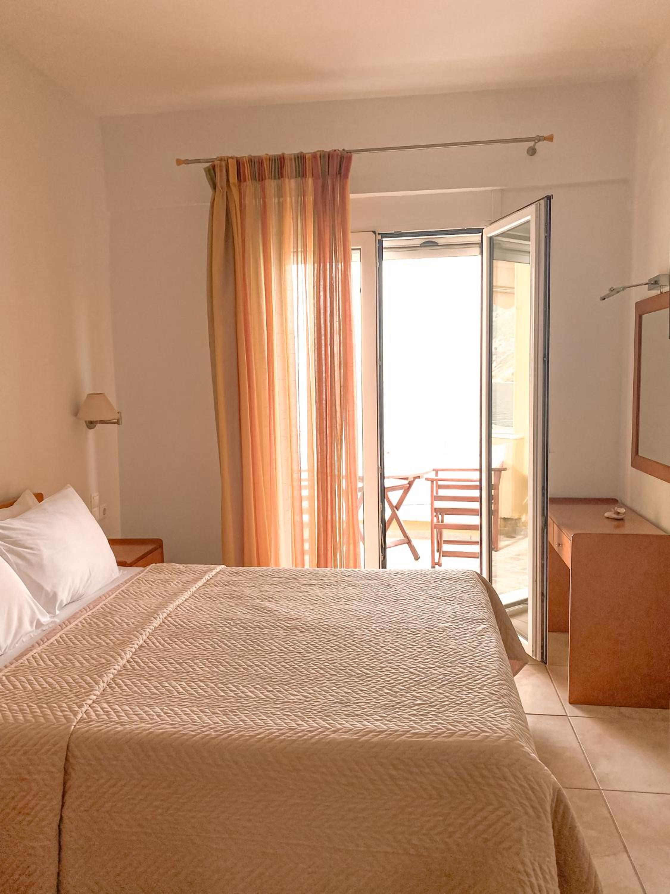 Standard Double or Twin Room with Sea View