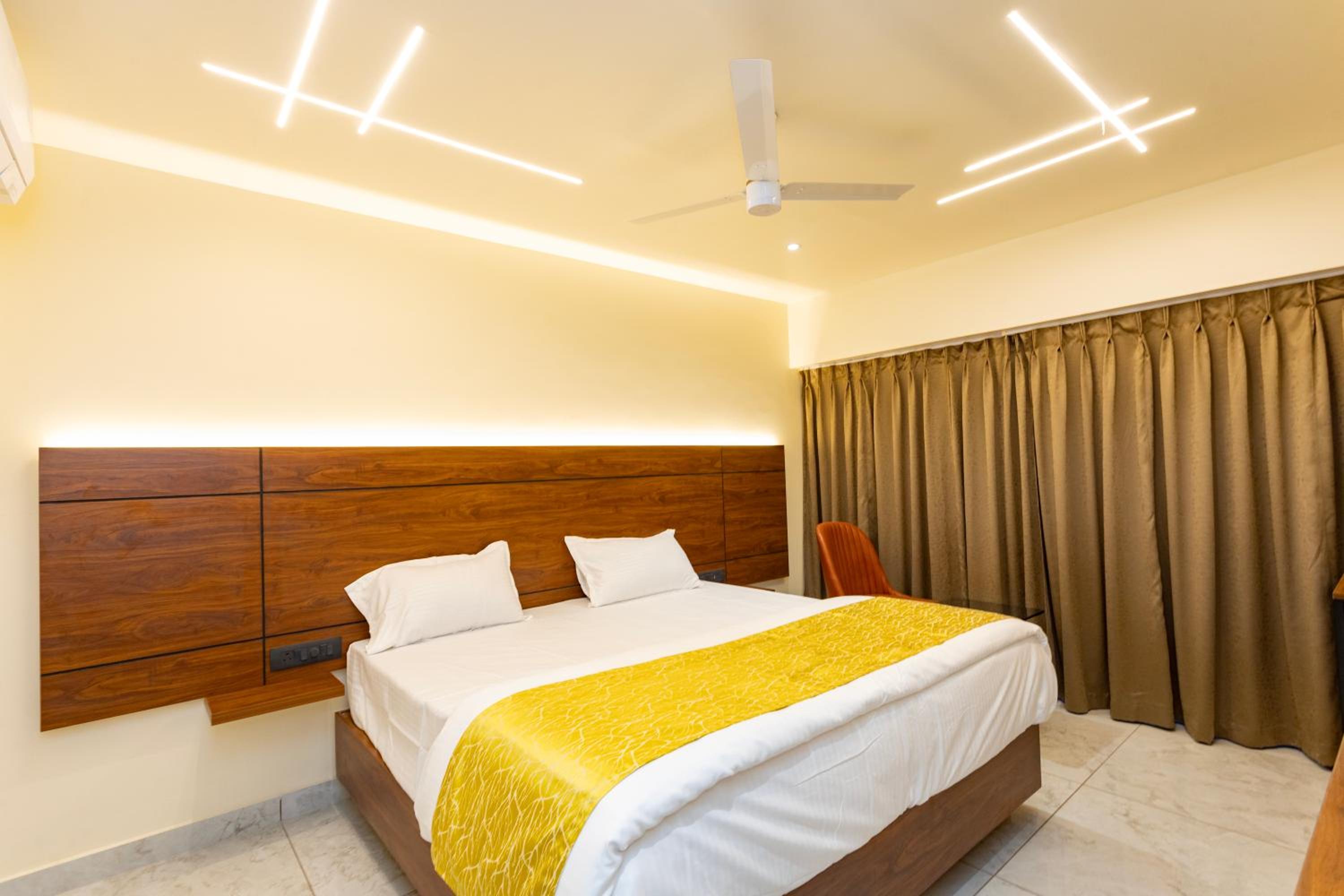 Superior King Room photo 1