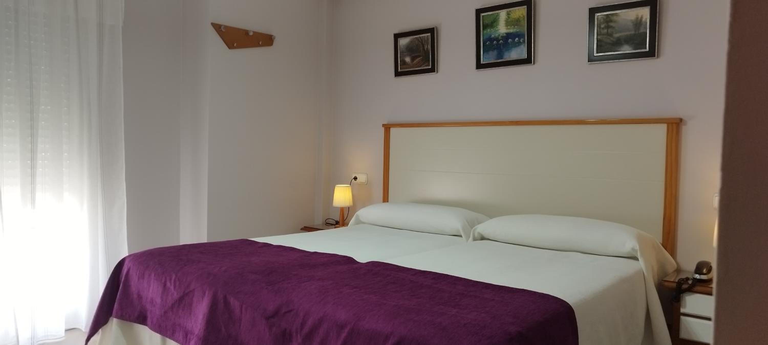 Standard Double or Twin Room without Views photo 2