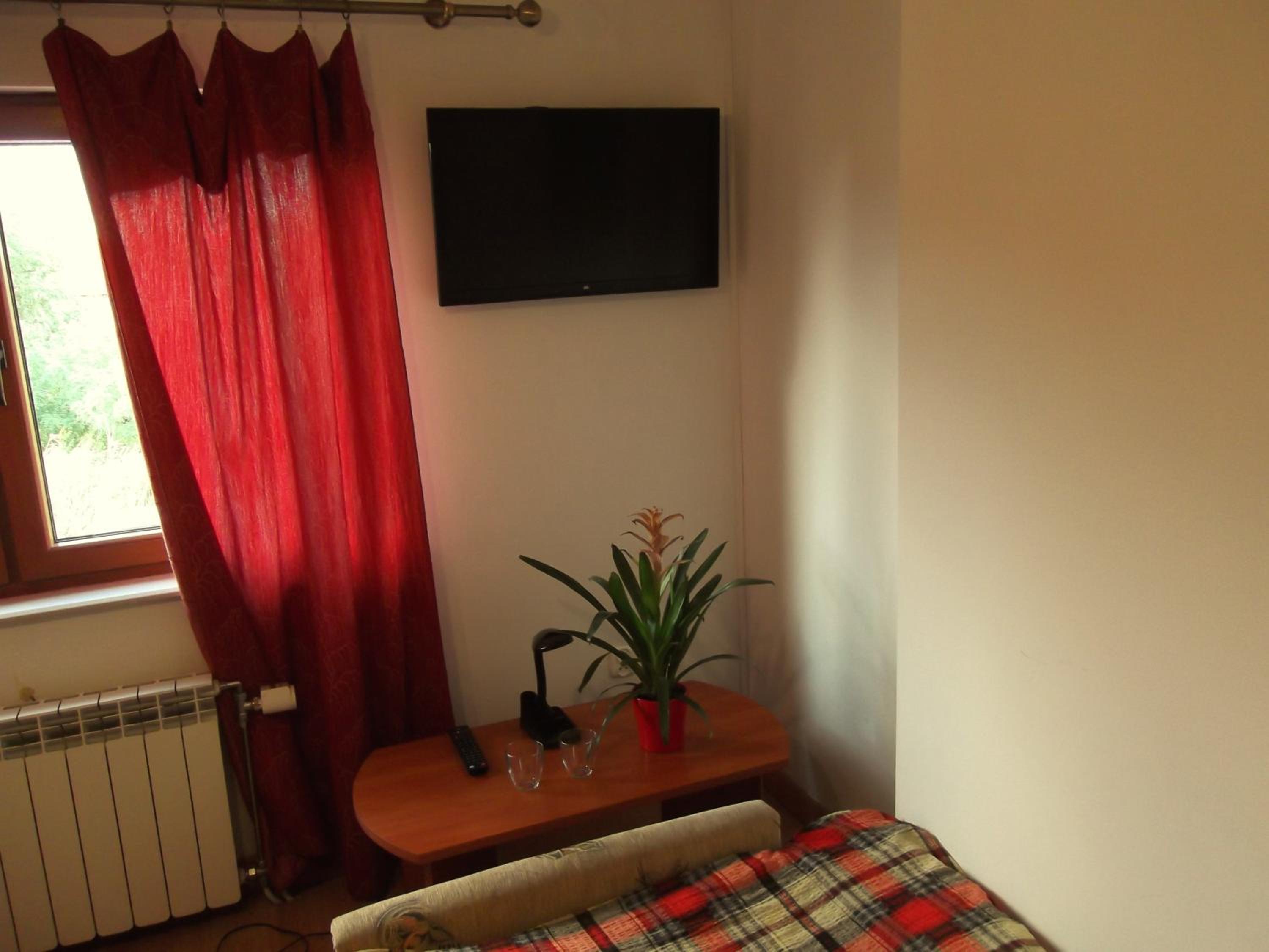 Double or Twin Room with Shared Bathroom
