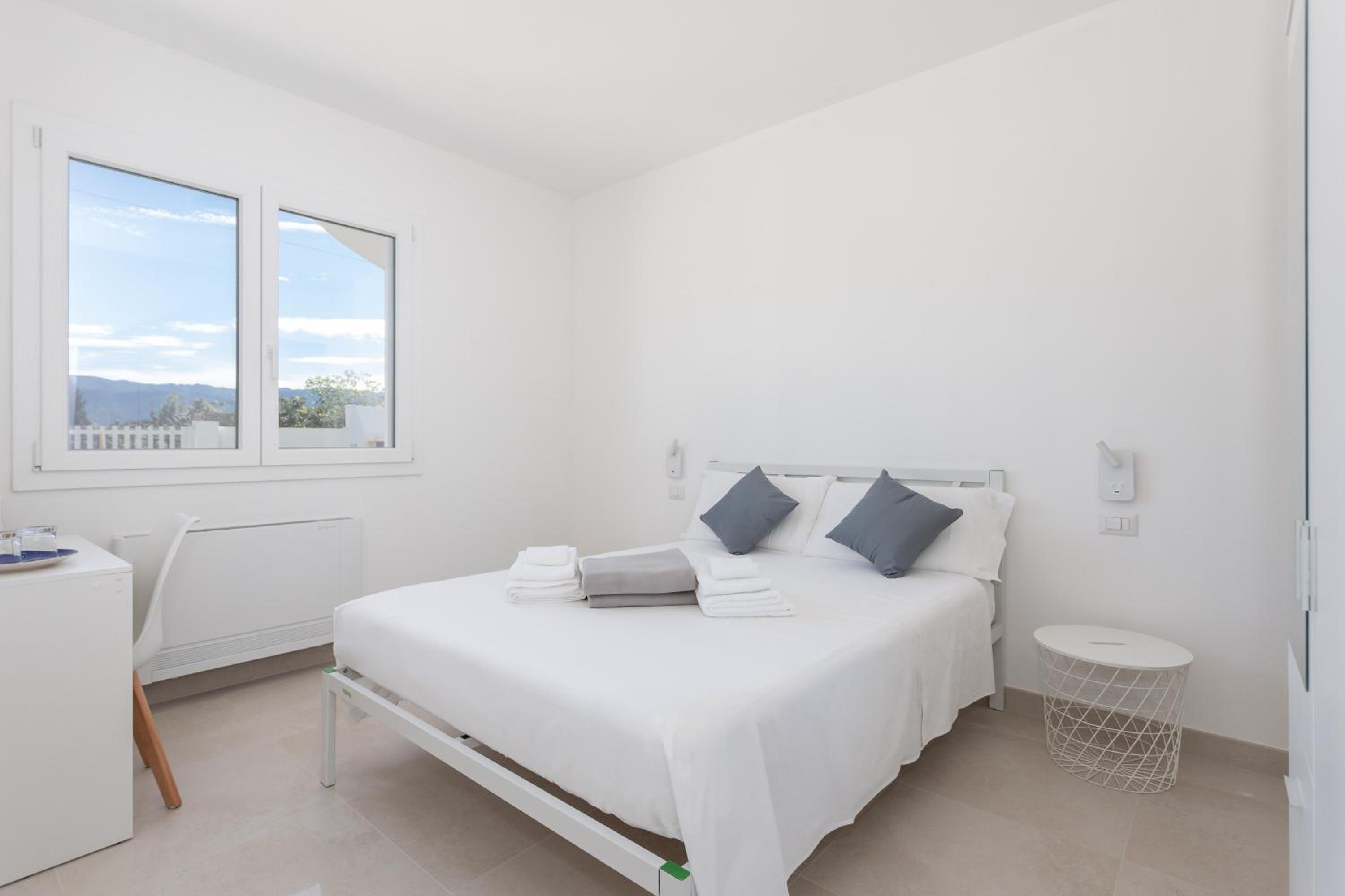 King Room with Mountain View