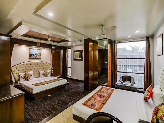 Deluxe Family Suite photo 1