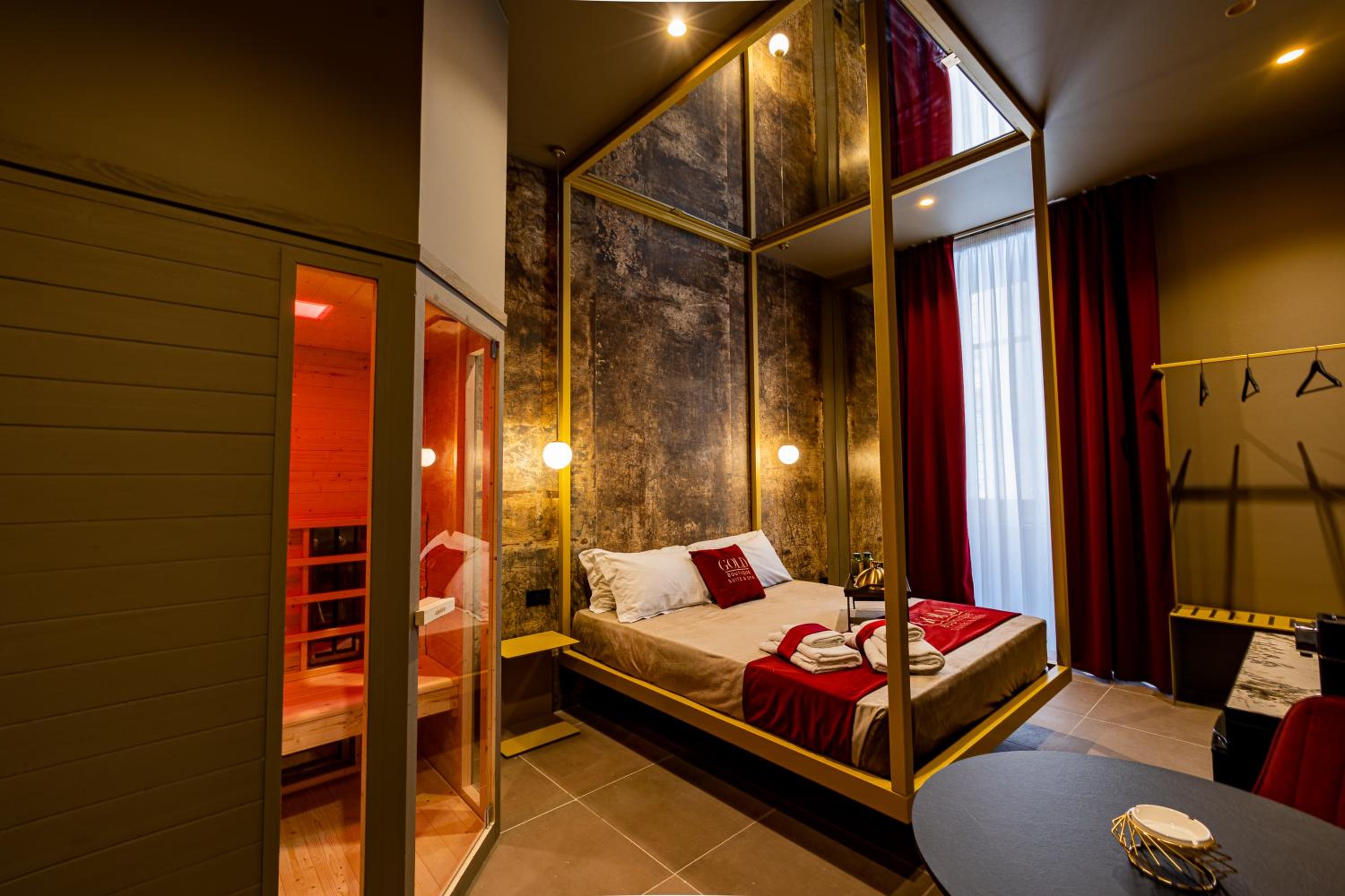 Deluxe King Room