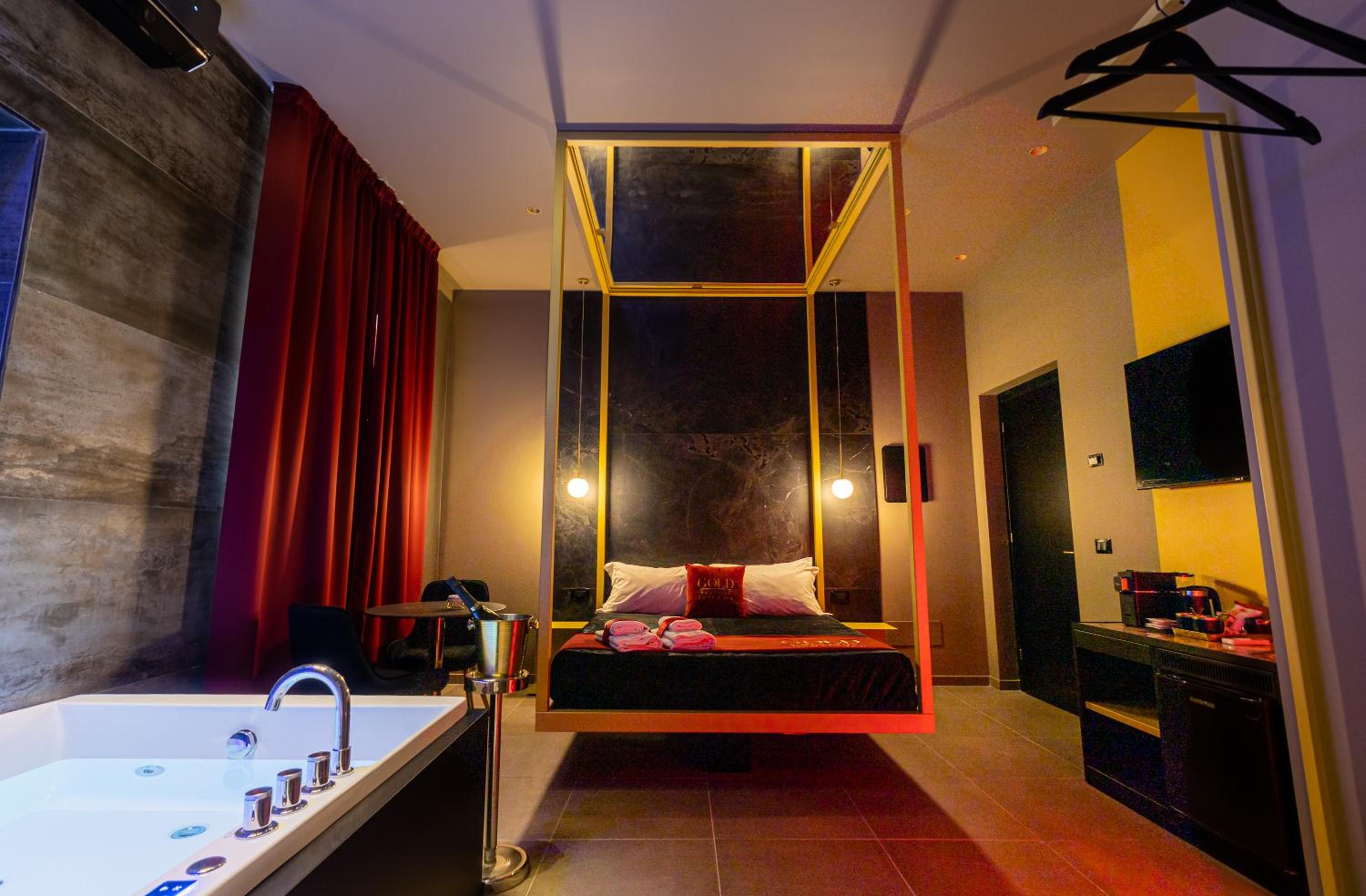 Superior Queen Room - Photo 11