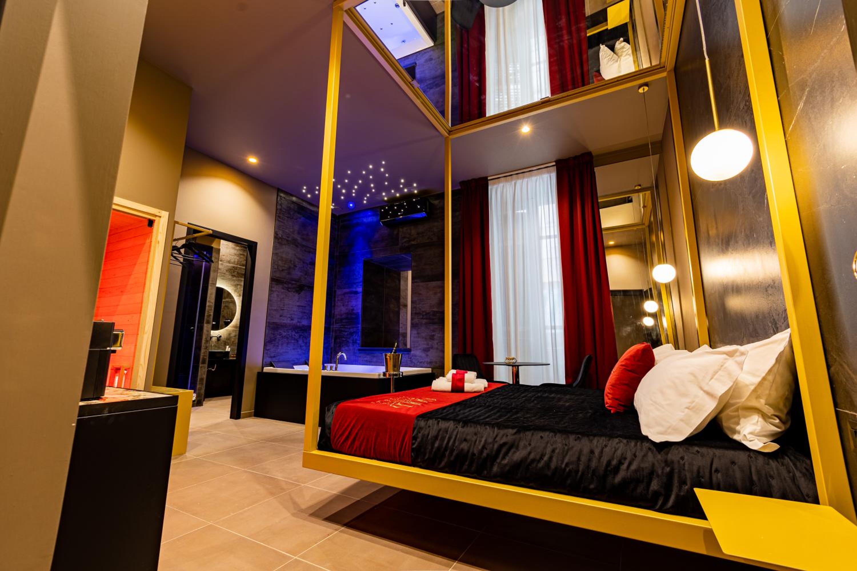 Superior Queen Room - Photo 8