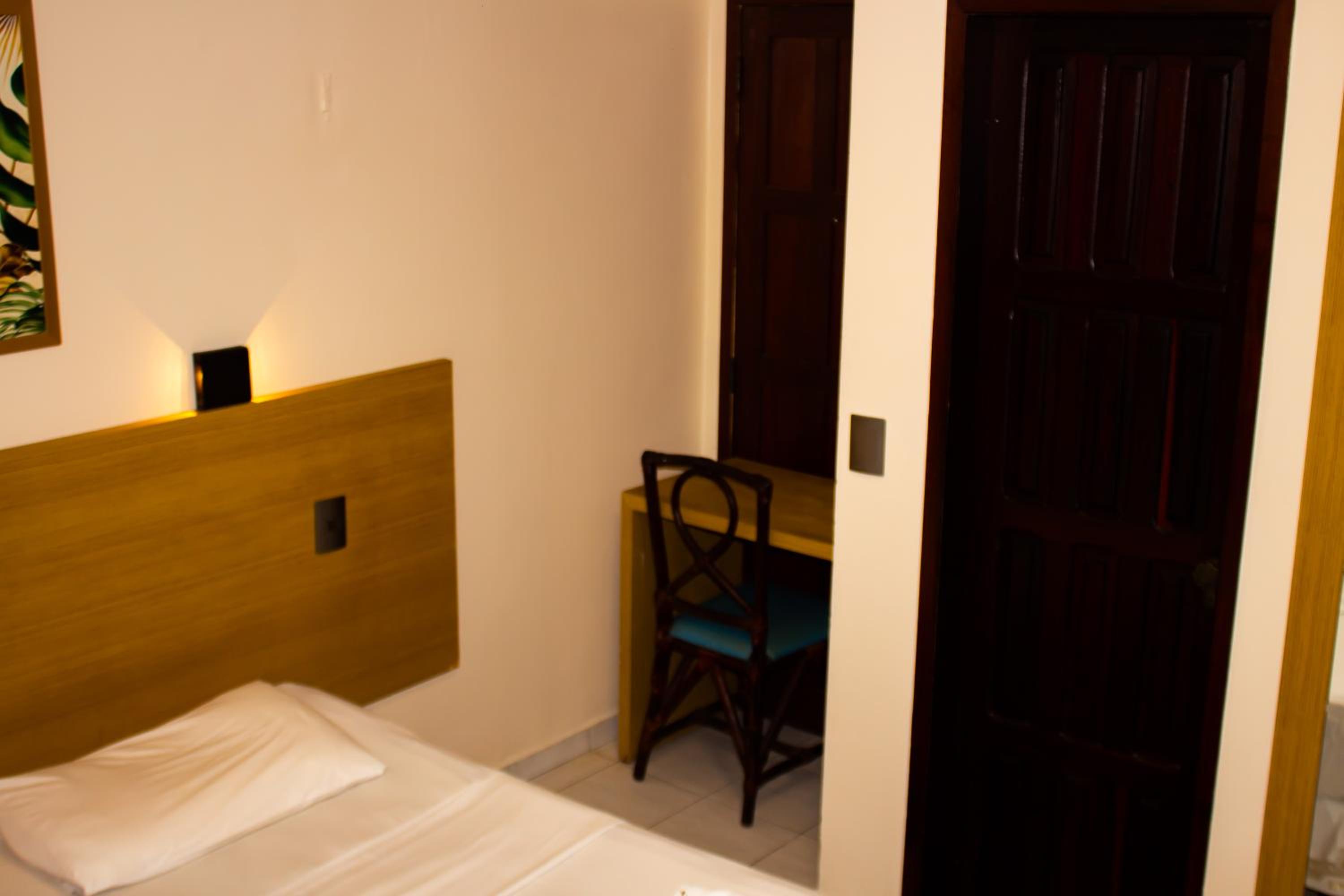 Standard Double or Twin Room photo 3