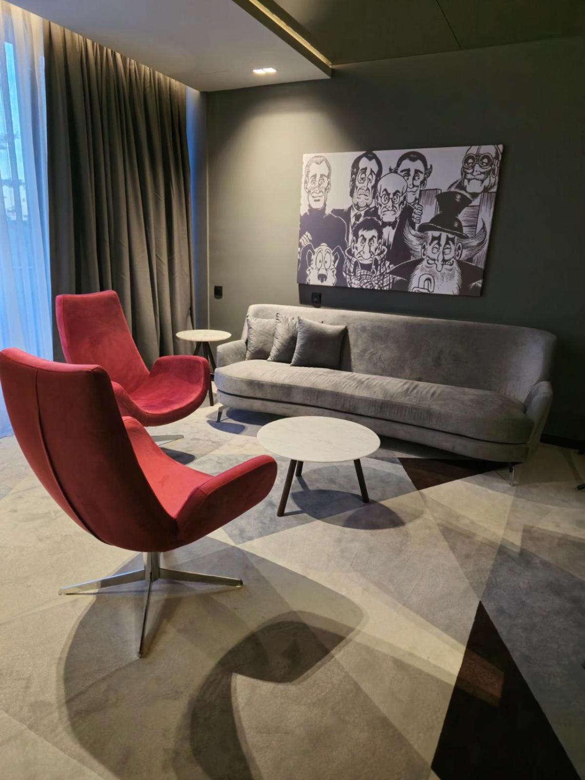 Suite with Balcony photo 2