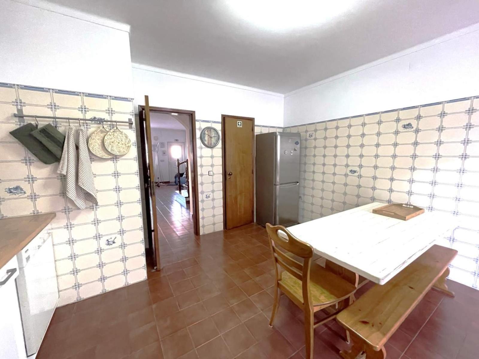 Three-Bedroom House photo 3