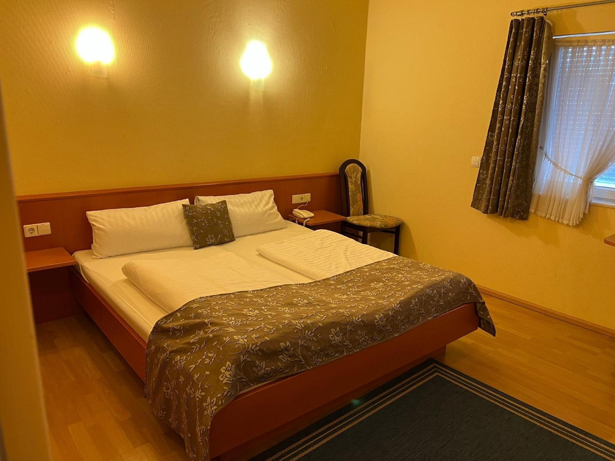 Quadruple Room - Photo 1