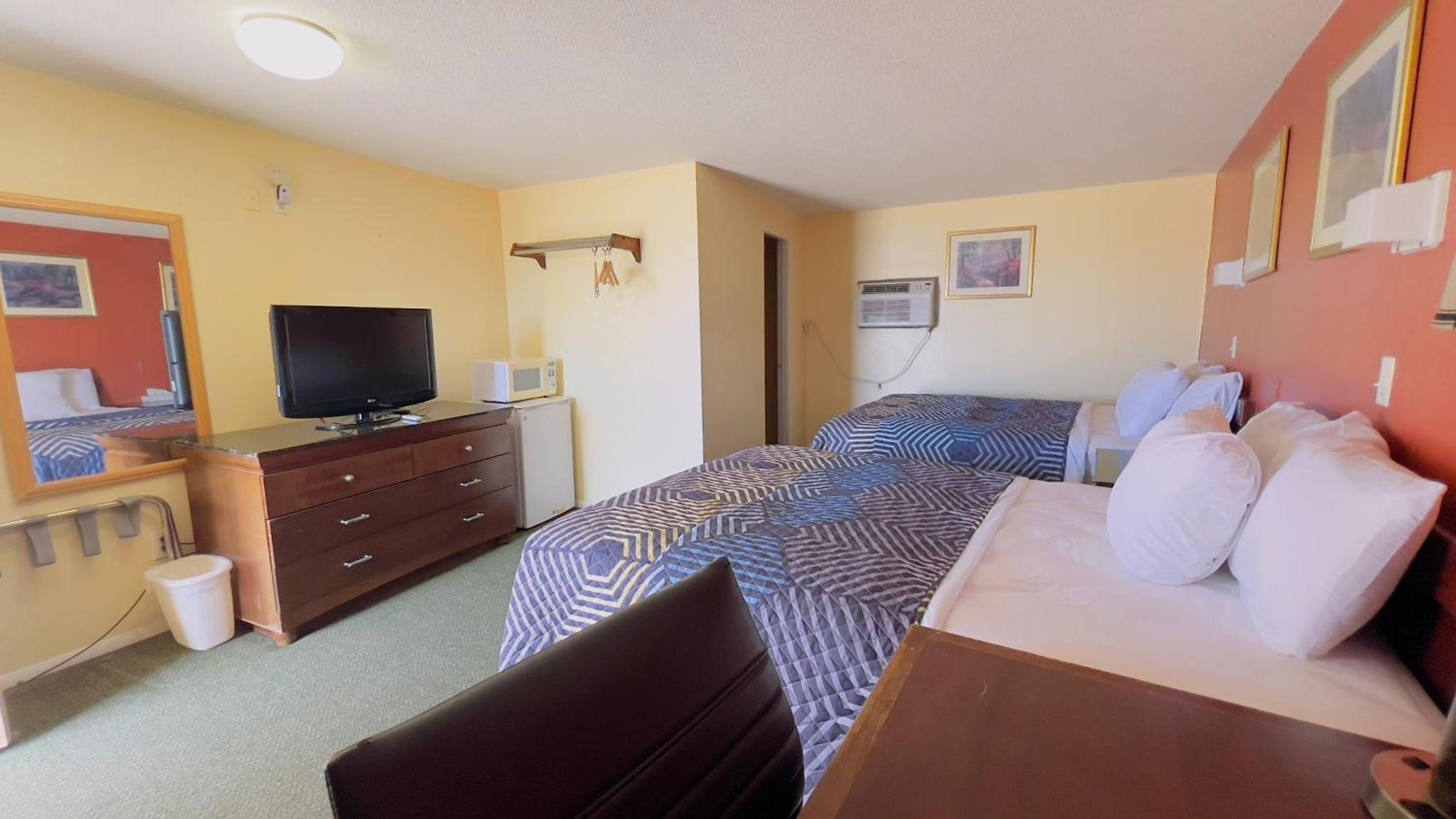 Budget Double Room photo 1